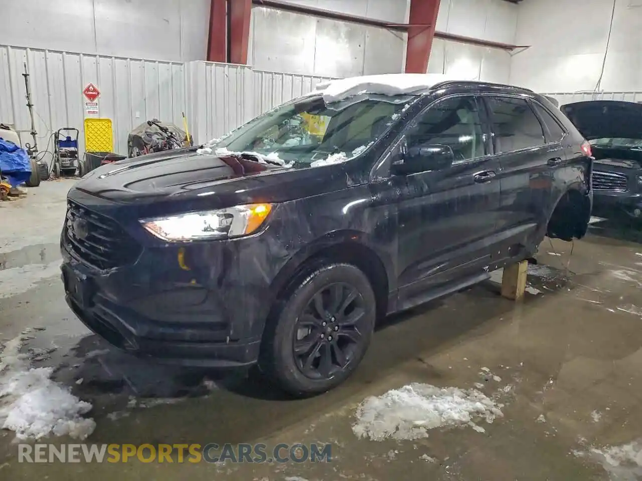 1 Photograph of a damaged car 2FMPK4G95NBA27734 FORD EDGE 2022