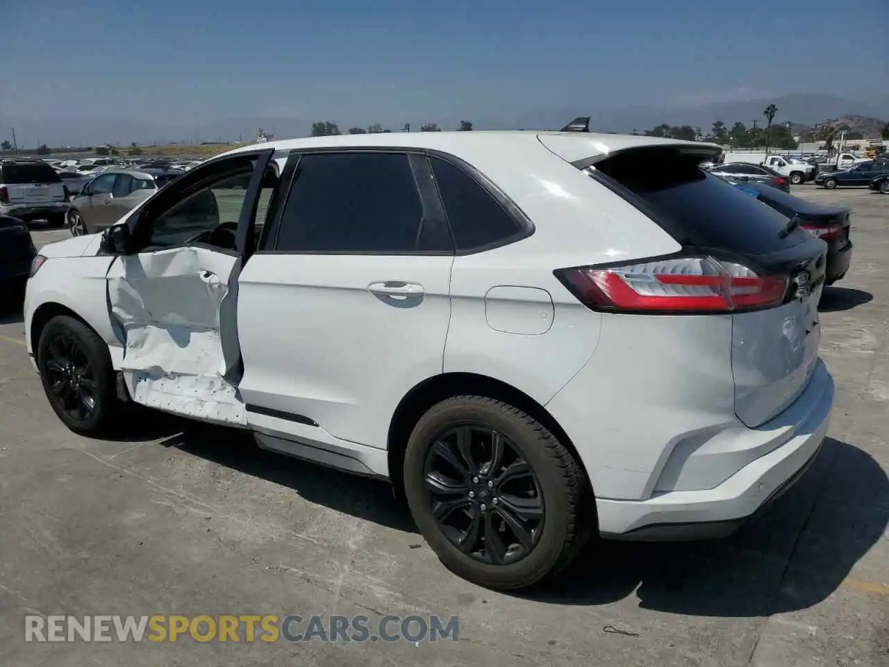 2 Фотография поврежденного автомобиля 2FMPK4G99NBA21161 FORD EDGE 2022
