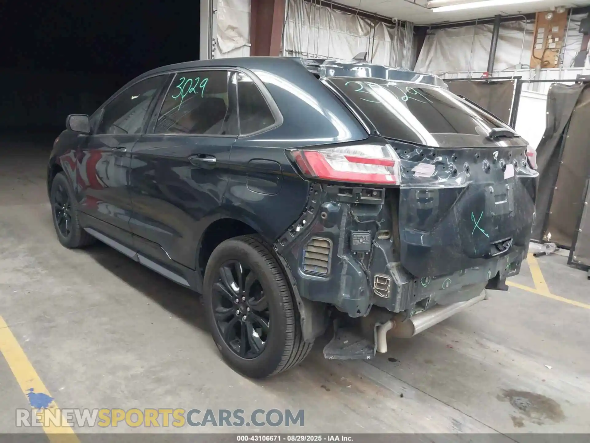 3 Photograph of a damaged car 2FMPK4G9XNBA01081 FORD EDGE 2022