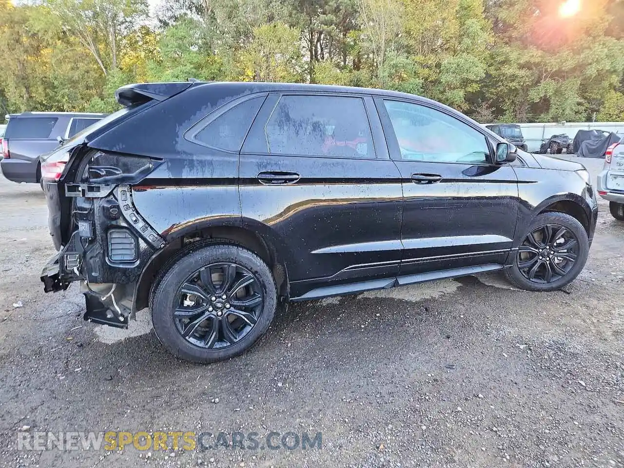 3 Photograph of a damaged car 2FMPK4G9XNBA14140 FORD EDGE 2022