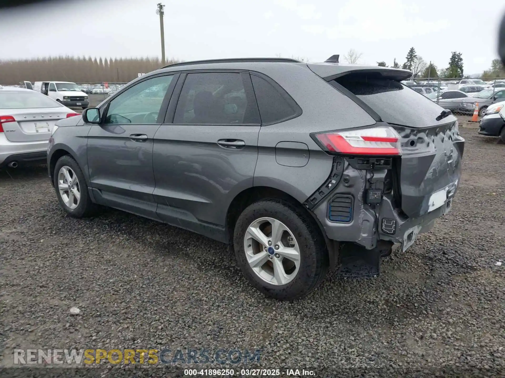 3 Photograph of a damaged car 2FMPK4G9XNBA19287 FORD EDGE 2022