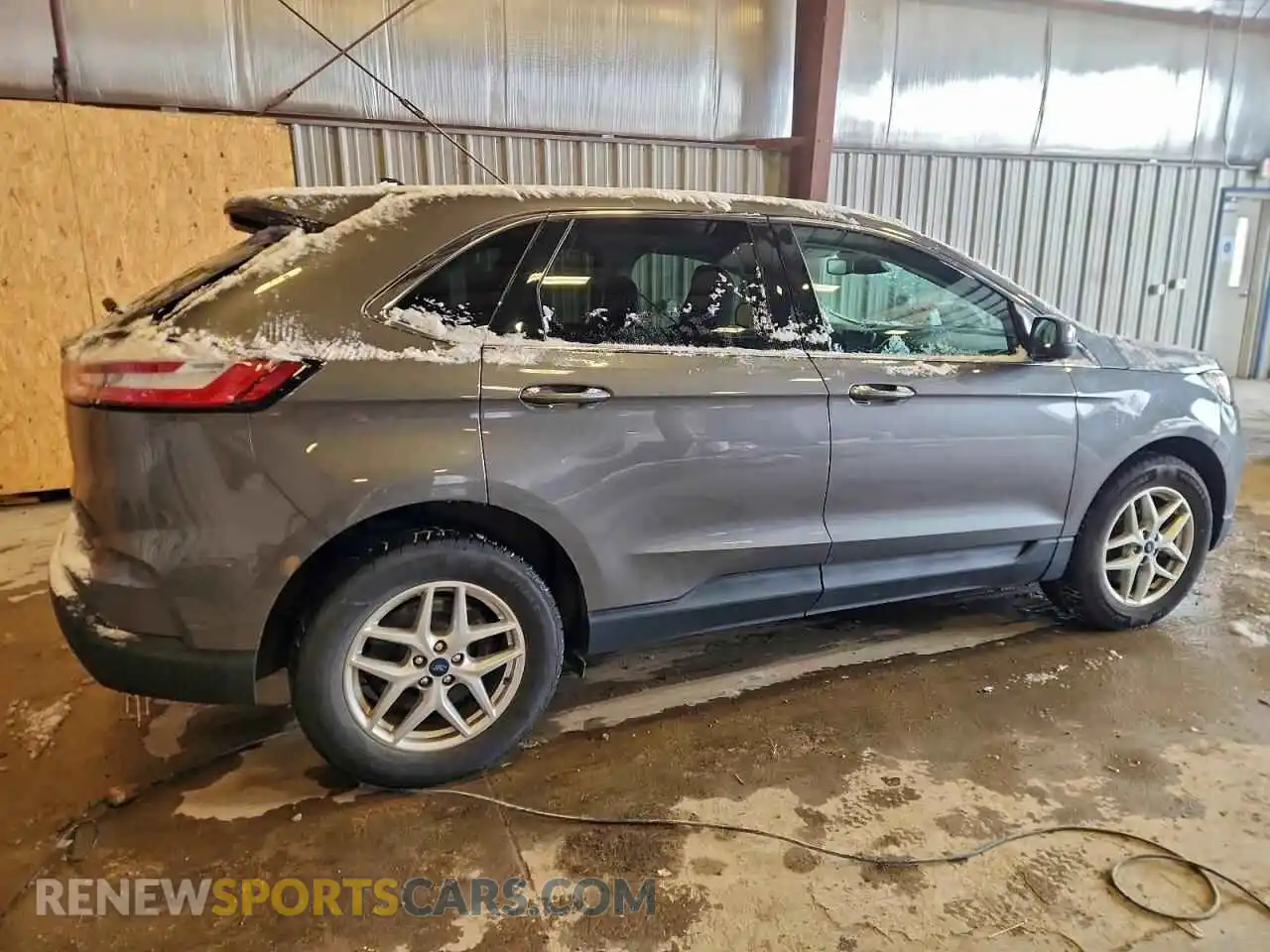 3 Photograph of a damaged car 2FMPK4J90NBA53621 FORD EDGE 2022