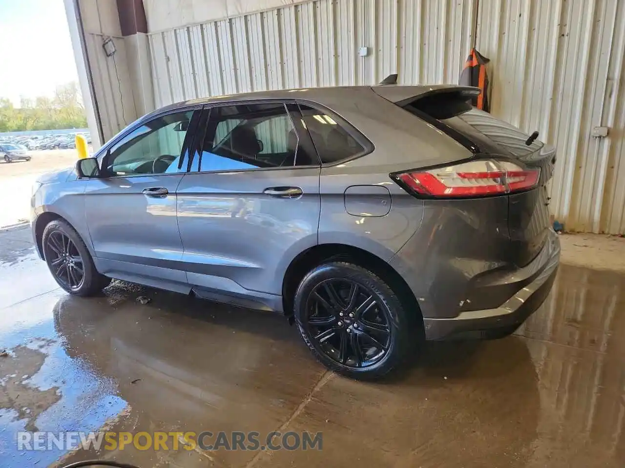 2 Photograph of a damaged car 2FMPK4J91NBA00880 FORD EDGE 2022
