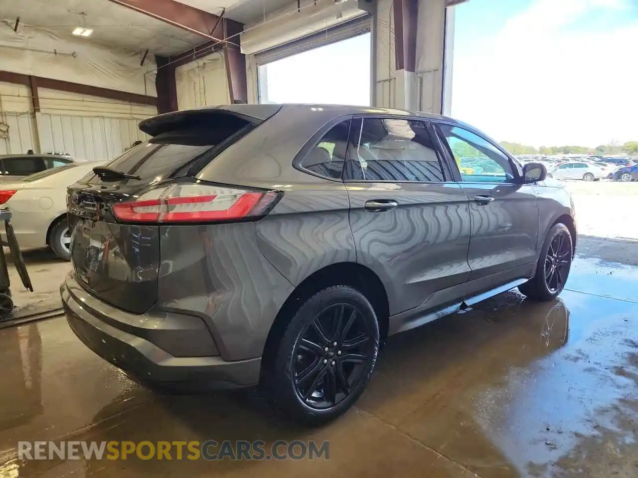 3 Photograph of a damaged car 2FMPK4J91NBA00880 FORD EDGE 2022