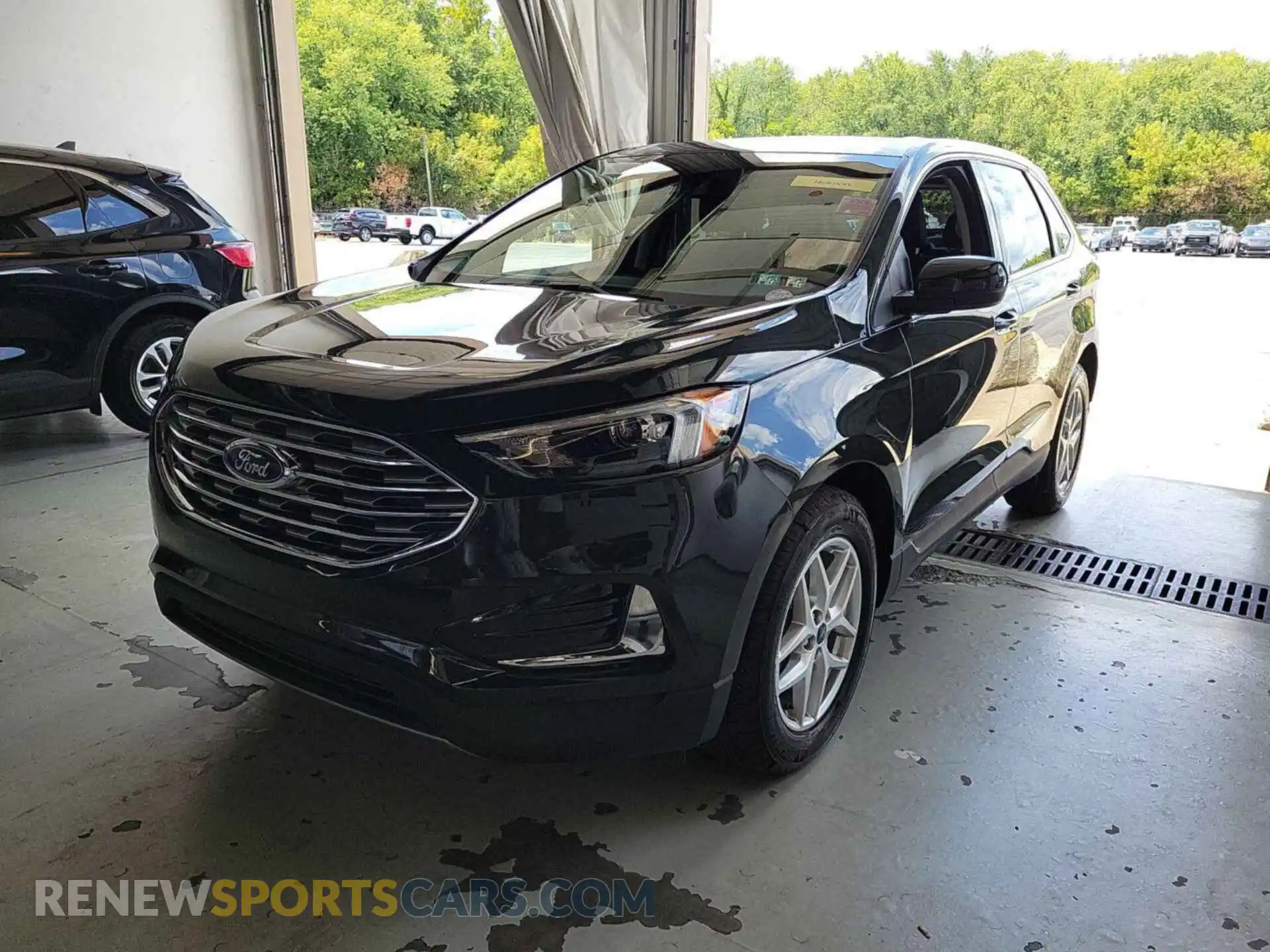 2 Photograph of a damaged car 2FMPK4J92NBA64278 FORD EDGE 2022