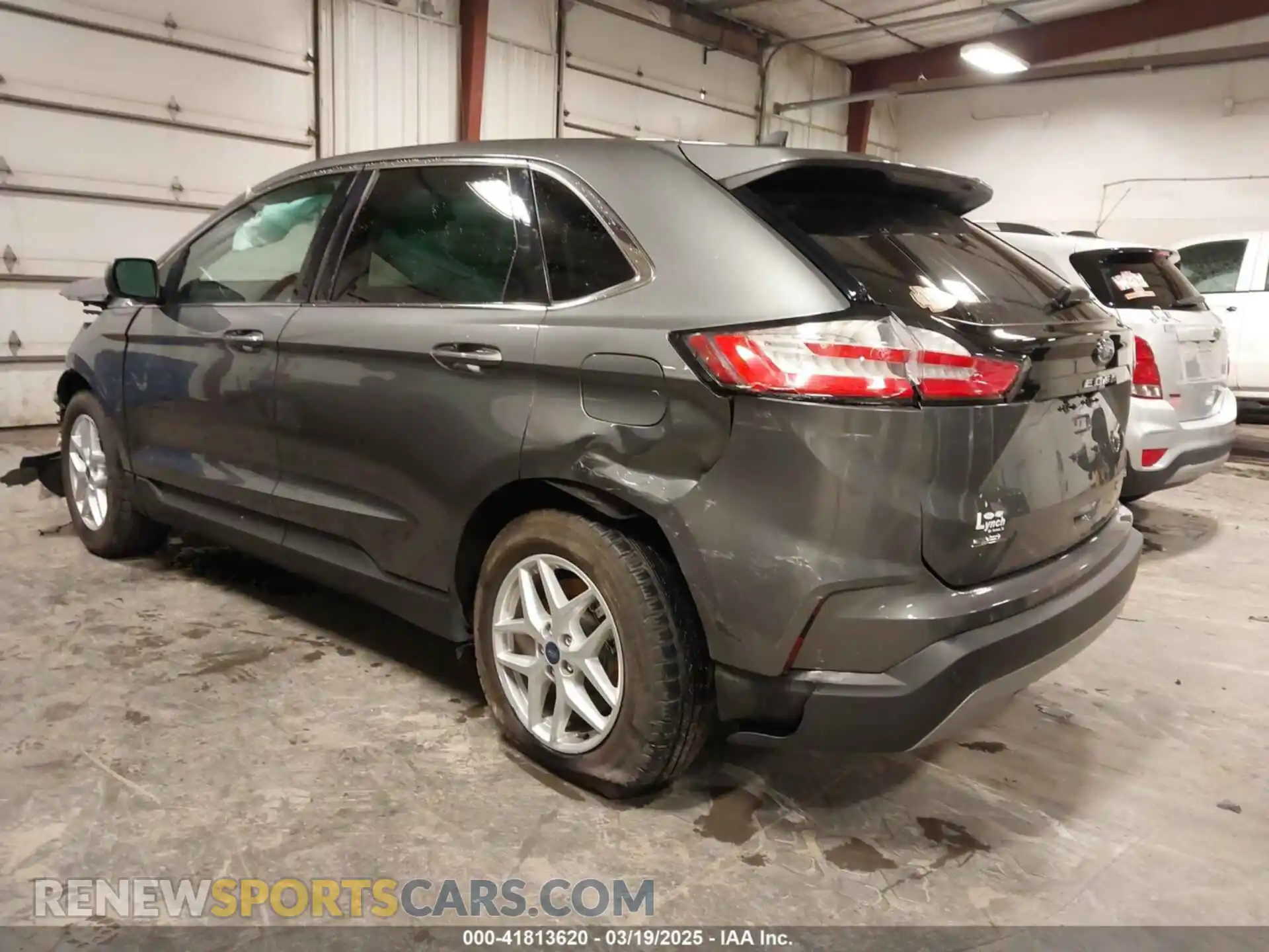 3 Photograph of a damaged car 2FMPK4J92NBA79329 FORD EDGE 2022