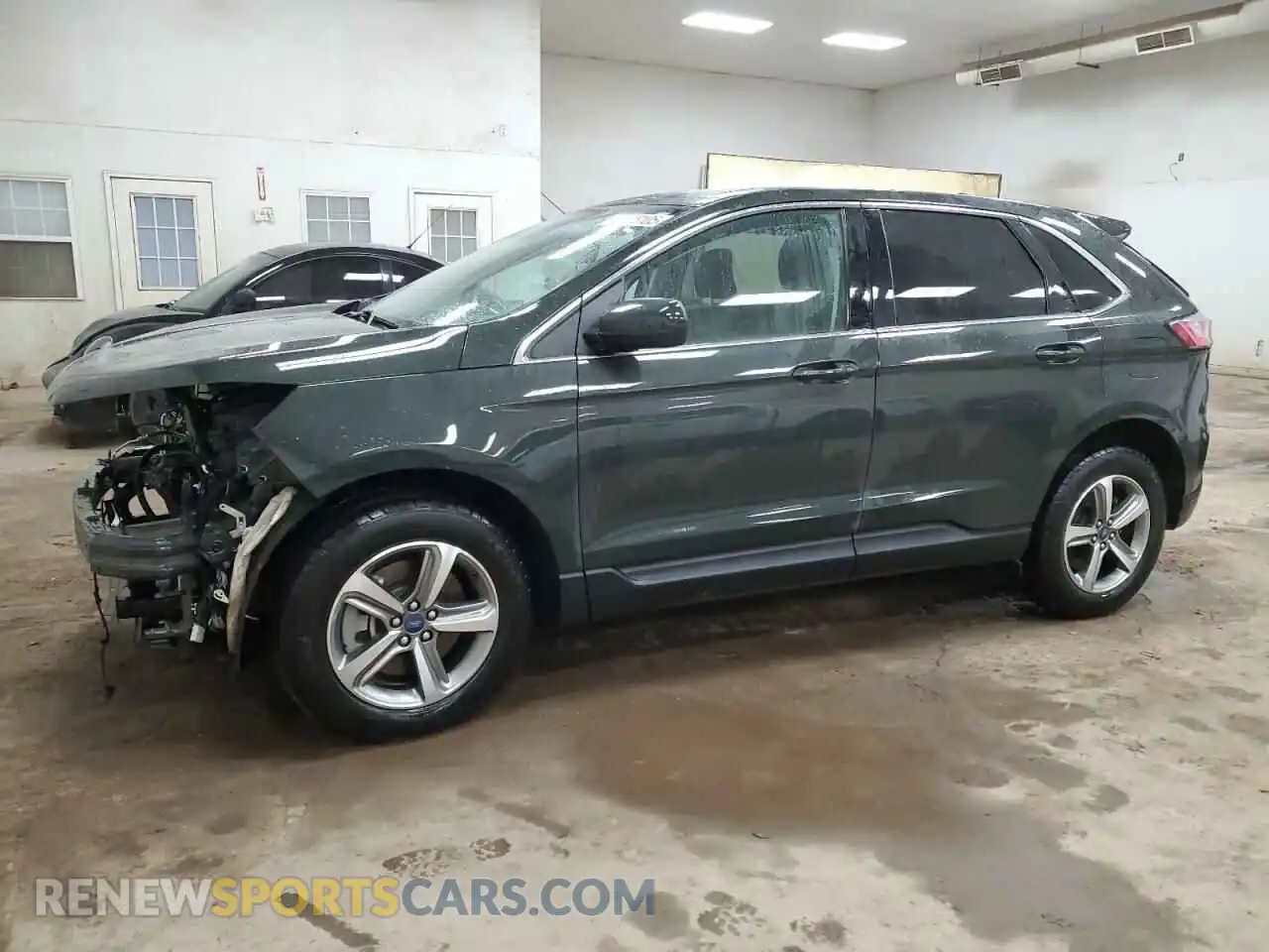 1 Photograph of a damaged car 2FMPK4J93NBA12478 FORD EDGE 2022