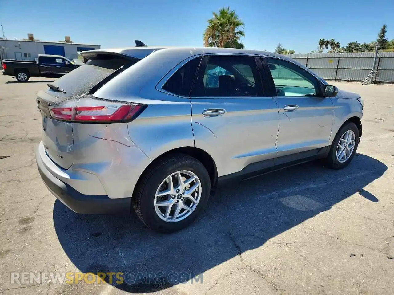 3 Photograph of a damaged car 2FMPK4J93NBA33136 FORD EDGE 2022