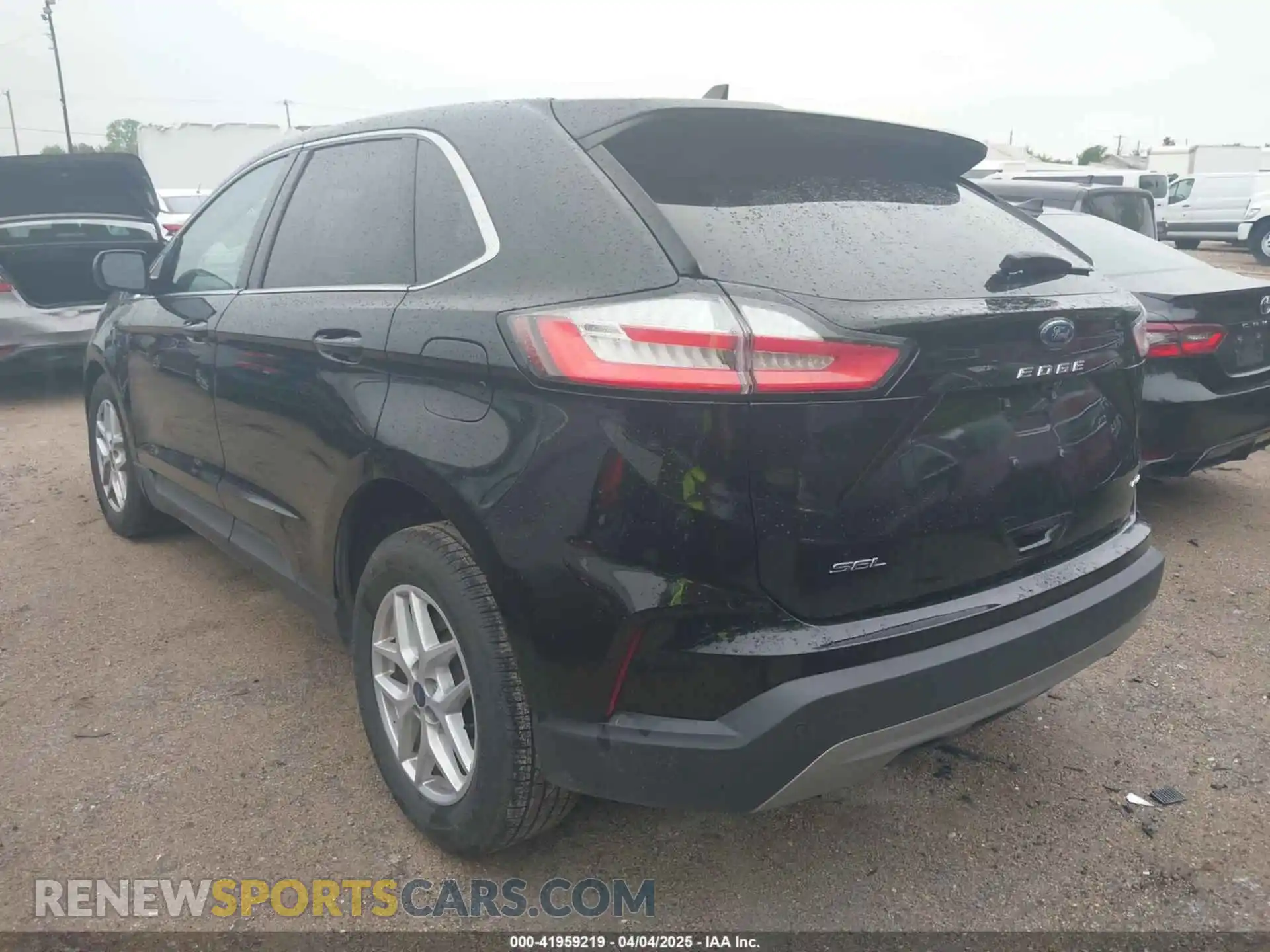 3 Photograph of a damaged car 2FMPK4J96NBA93086 FORD EDGE 2022