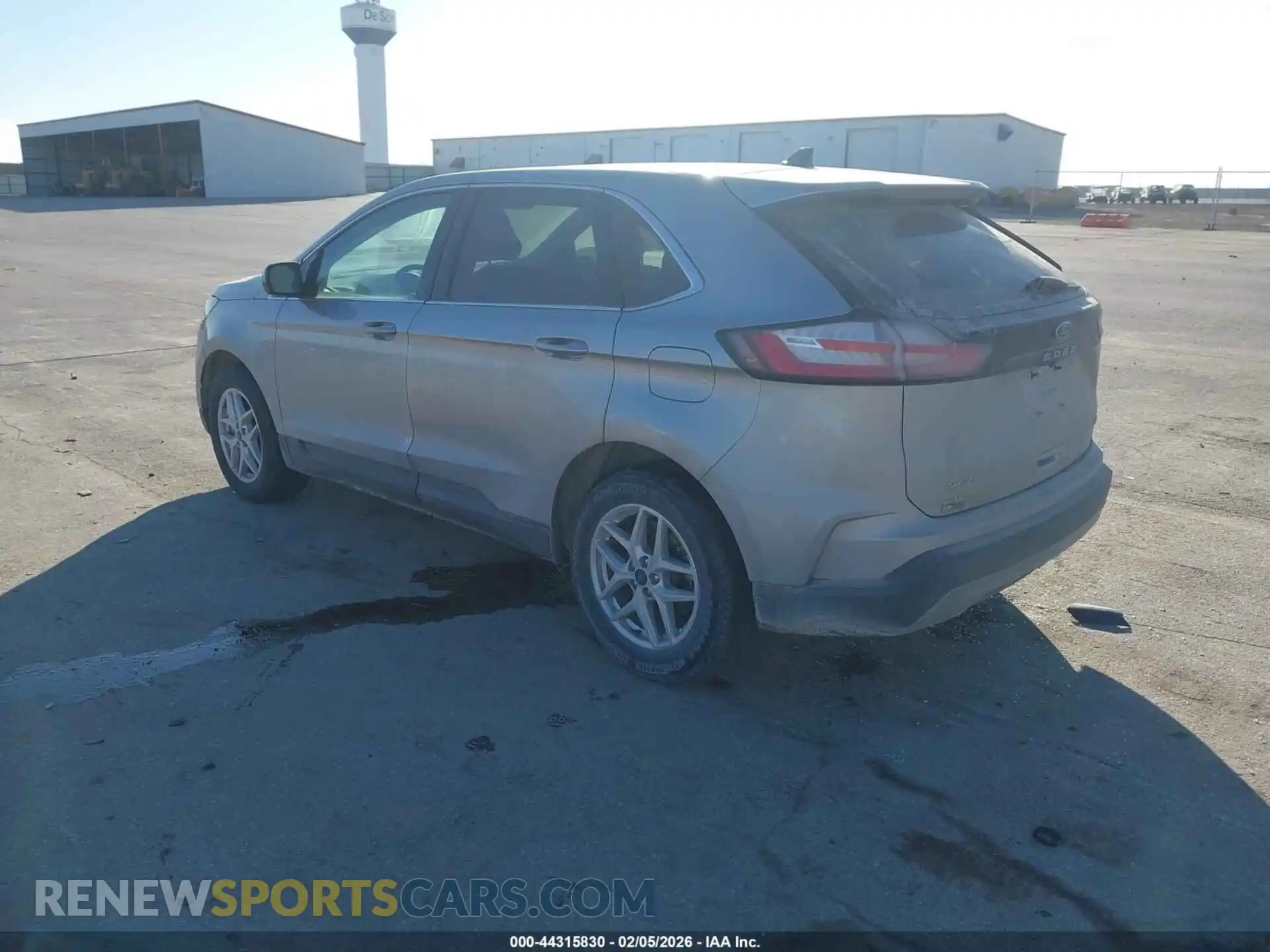 3 Photograph of a damaged car 2FMPK4J97NBA55026 FORD EDGE 2022