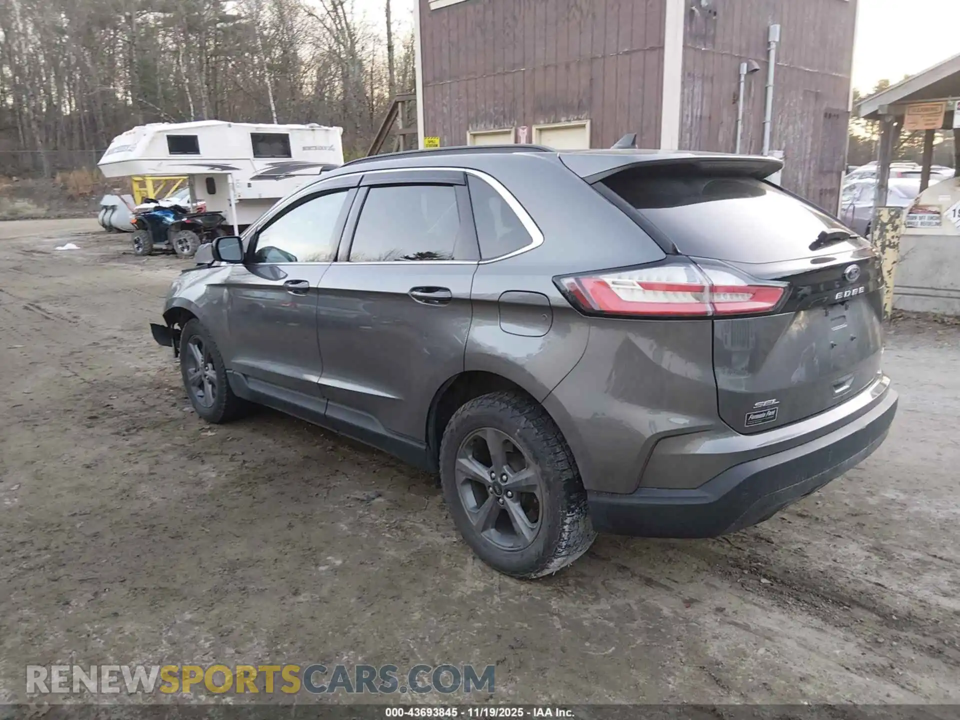 3 Photograph of a damaged car 2FMPK4J97NBA59383 FORD EDGE 2022
