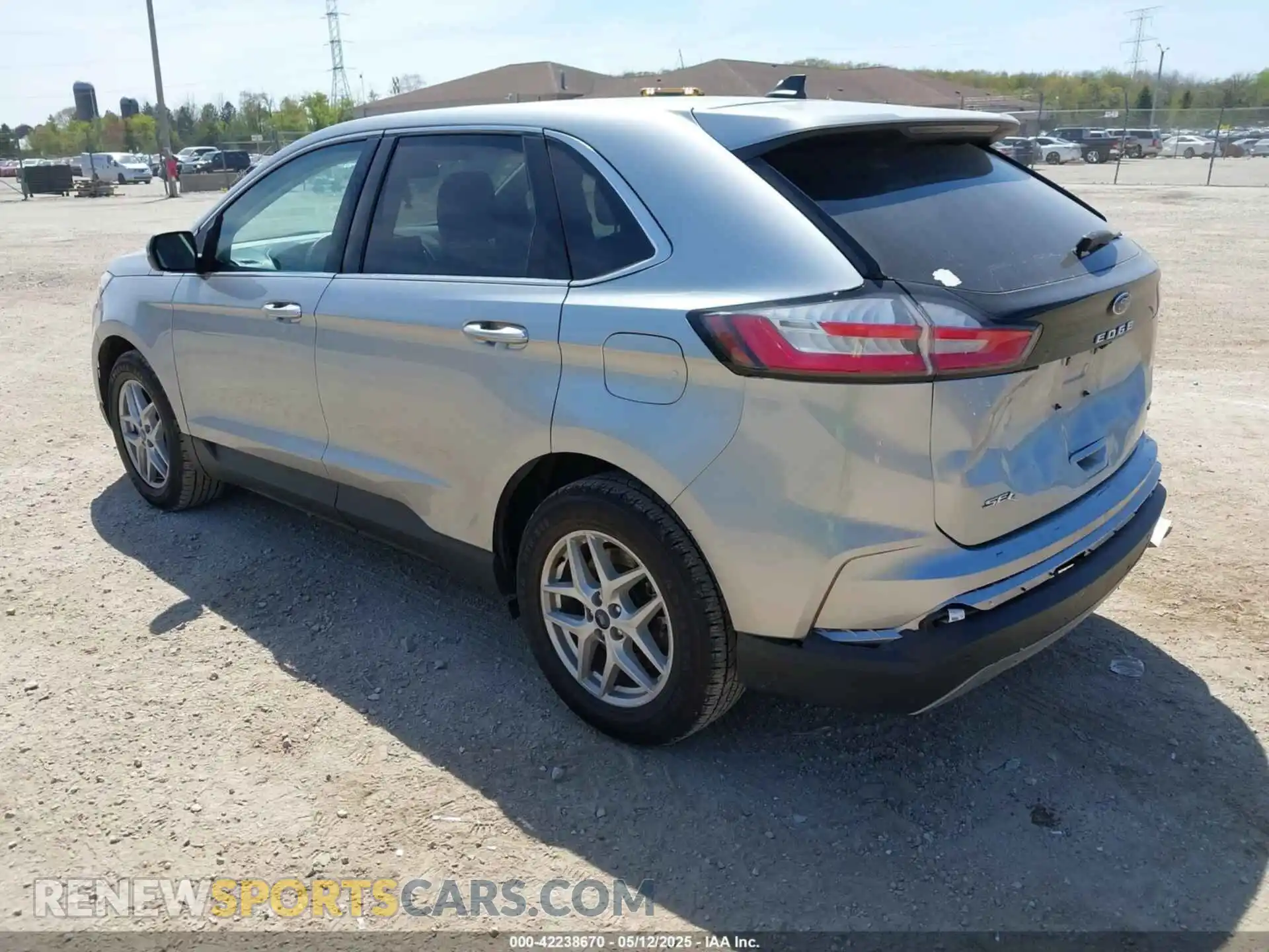 3 Photograph of a damaged car 2FMPK4J98NBA26361 FORD EDGE 2022
