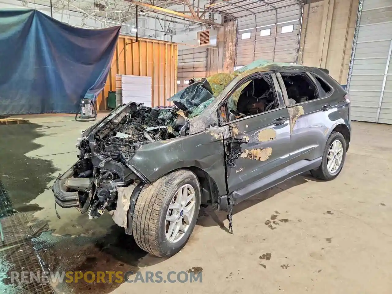 1 Photograph of a damaged car 2FMPK4J98NBA53396 FORD EDGE 2022