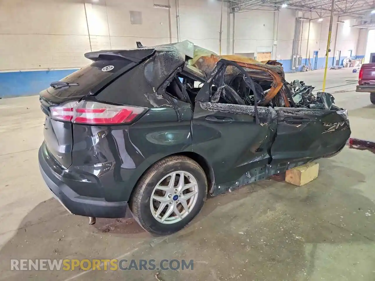 3 Photograph of a damaged car 2FMPK4J98NBA53396 FORD EDGE 2022