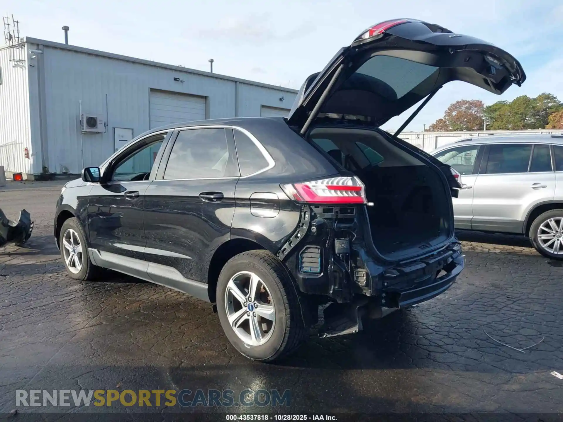 3 Photograph of a damaged car 2FMPK4J99NBA36302 FORD EDGE 2022