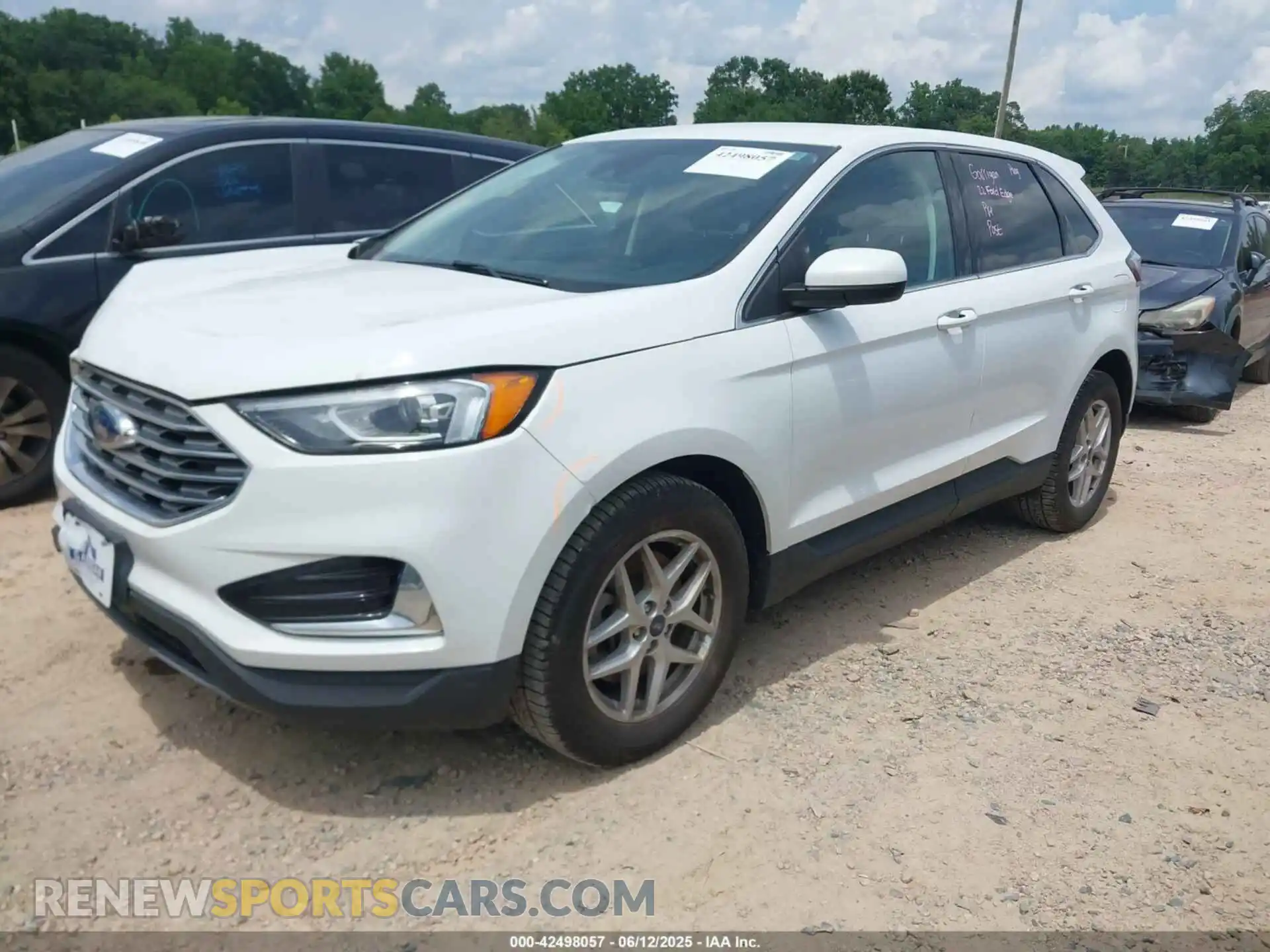 2 Photograph of a damaged car 2FMPK4J9XNBA14065 FORD EDGE 2022