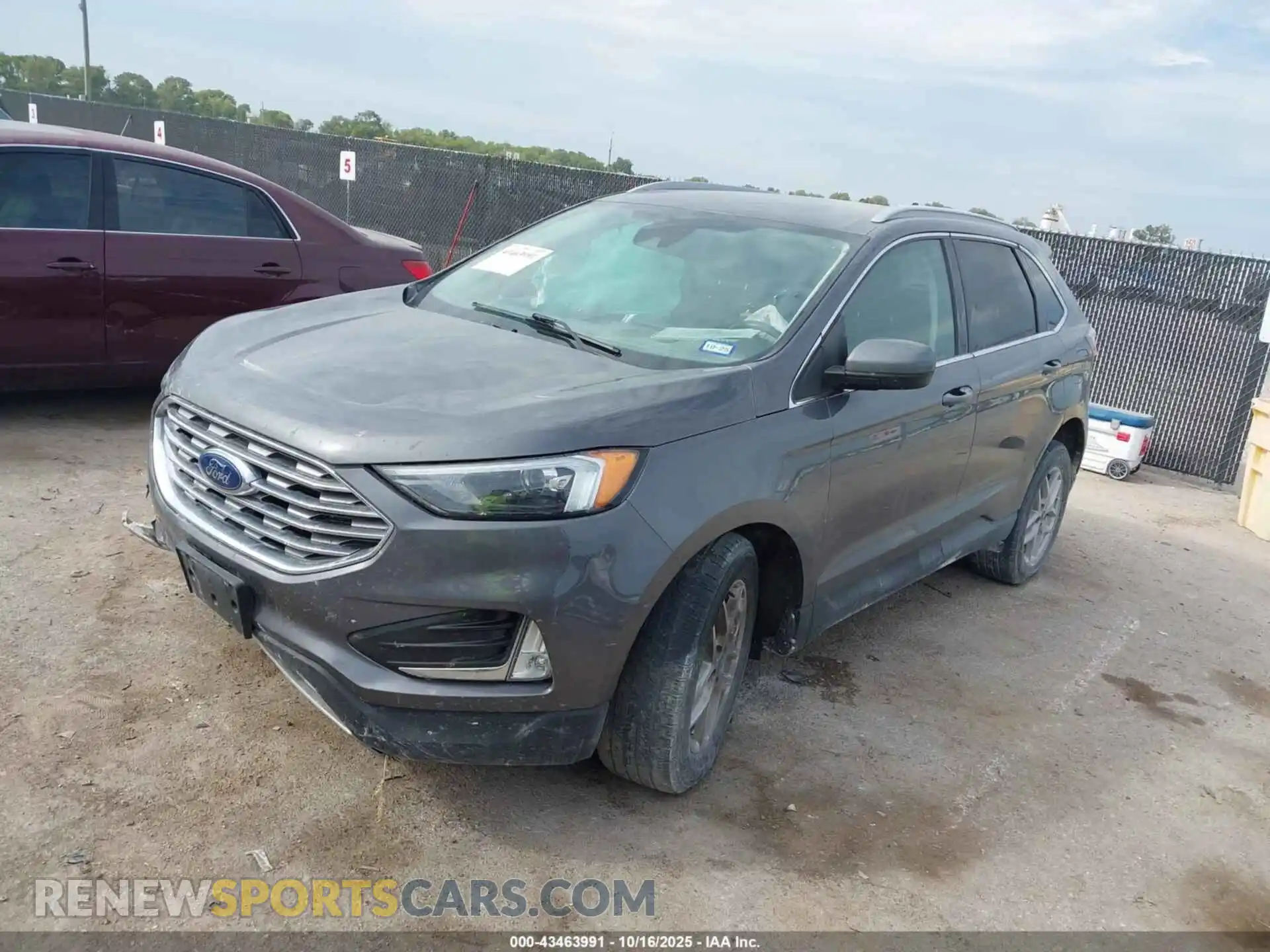 2 Photograph of a damaged car 2FMPK4J9XNBA89879 FORD EDGE 2022