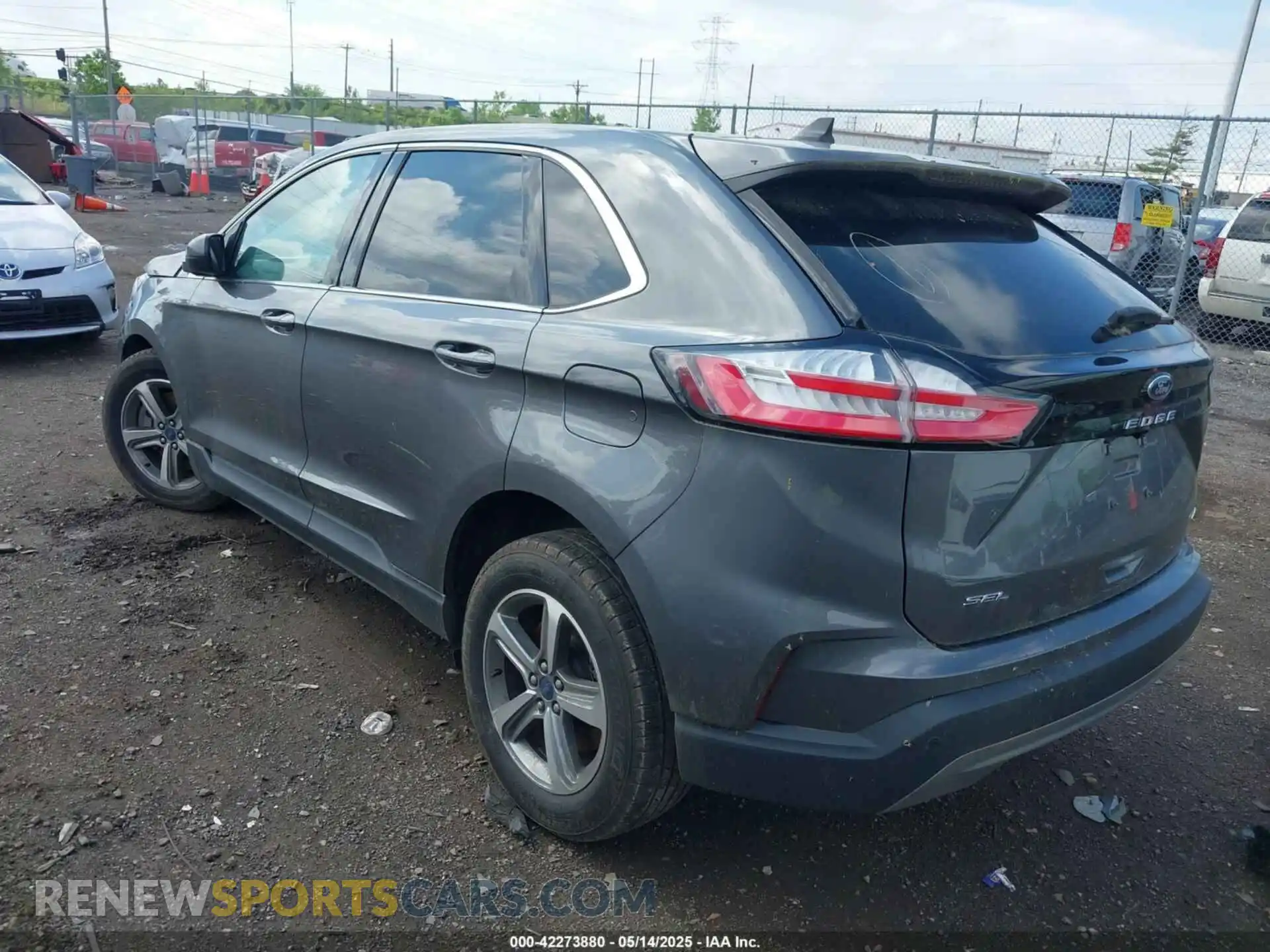 3 fotografías del automóvil dañado 2FMPK4J9XNBB11072 FORD EDGE 2022