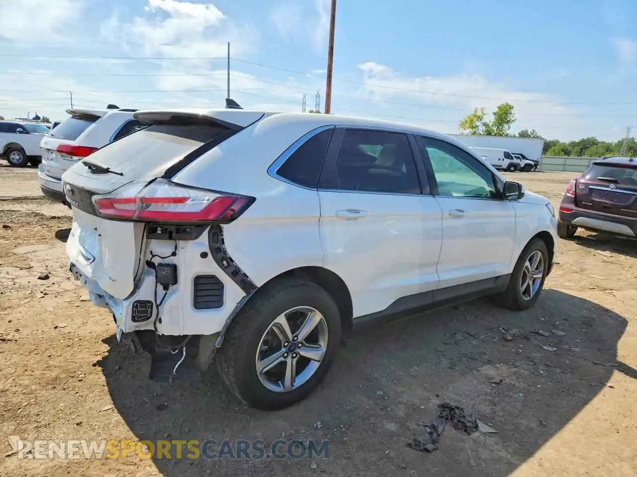 3 Photograph of a damaged car 2FMPK4J9XNBB15946 FORD EDGE 2022