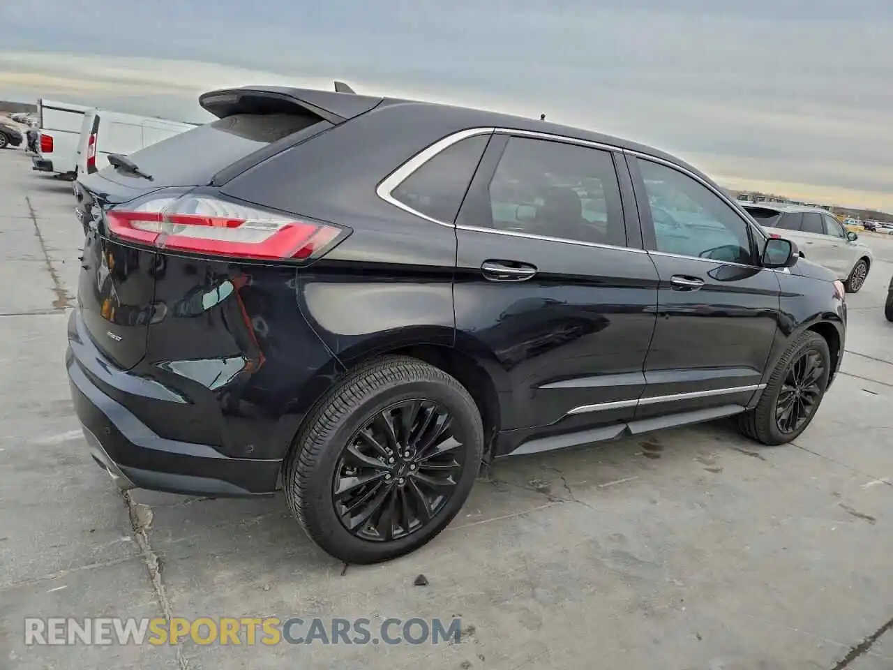 3 Photograph of a damaged car 2FMPK4K92NBA13328 FORD EDGE 2022