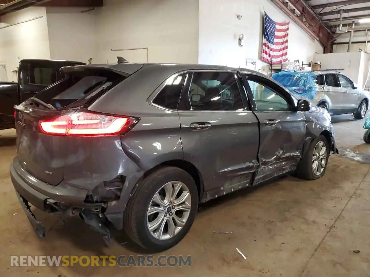 3 Photograph of a damaged car 2FMPK4K93NBA38075 FORD EDGE 2022