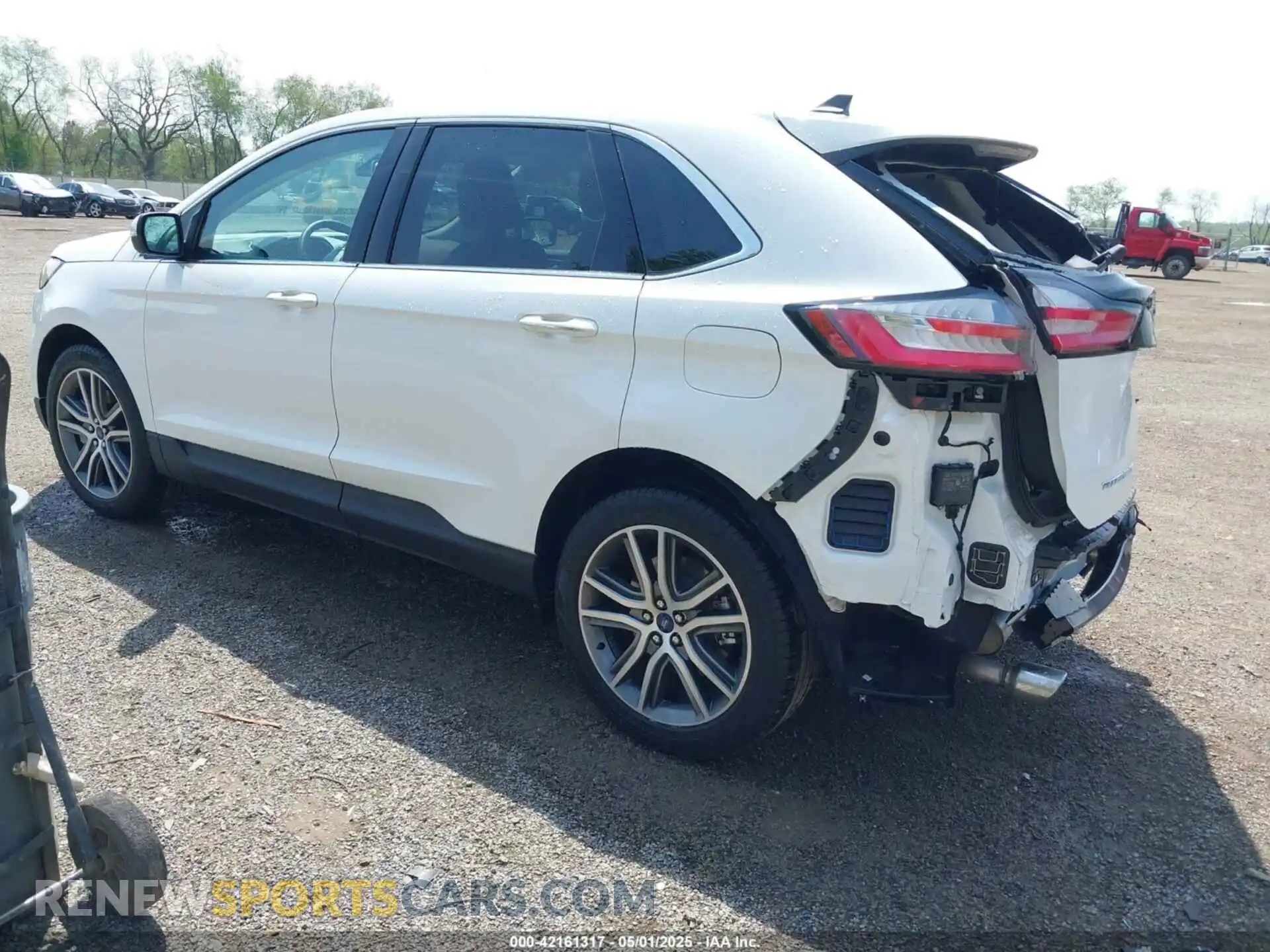 3 Photograph of a damaged car 2FMPK4K93NBA83873 FORD EDGE 2022