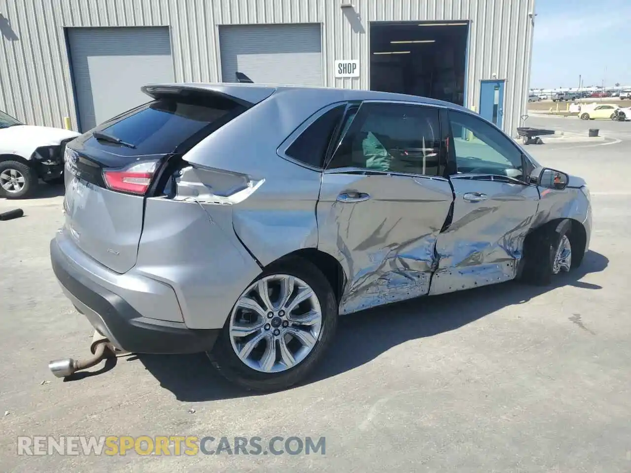 3 Photograph of a damaged car 2FMPK4K94NBA55709 FORD EDGE 2022
