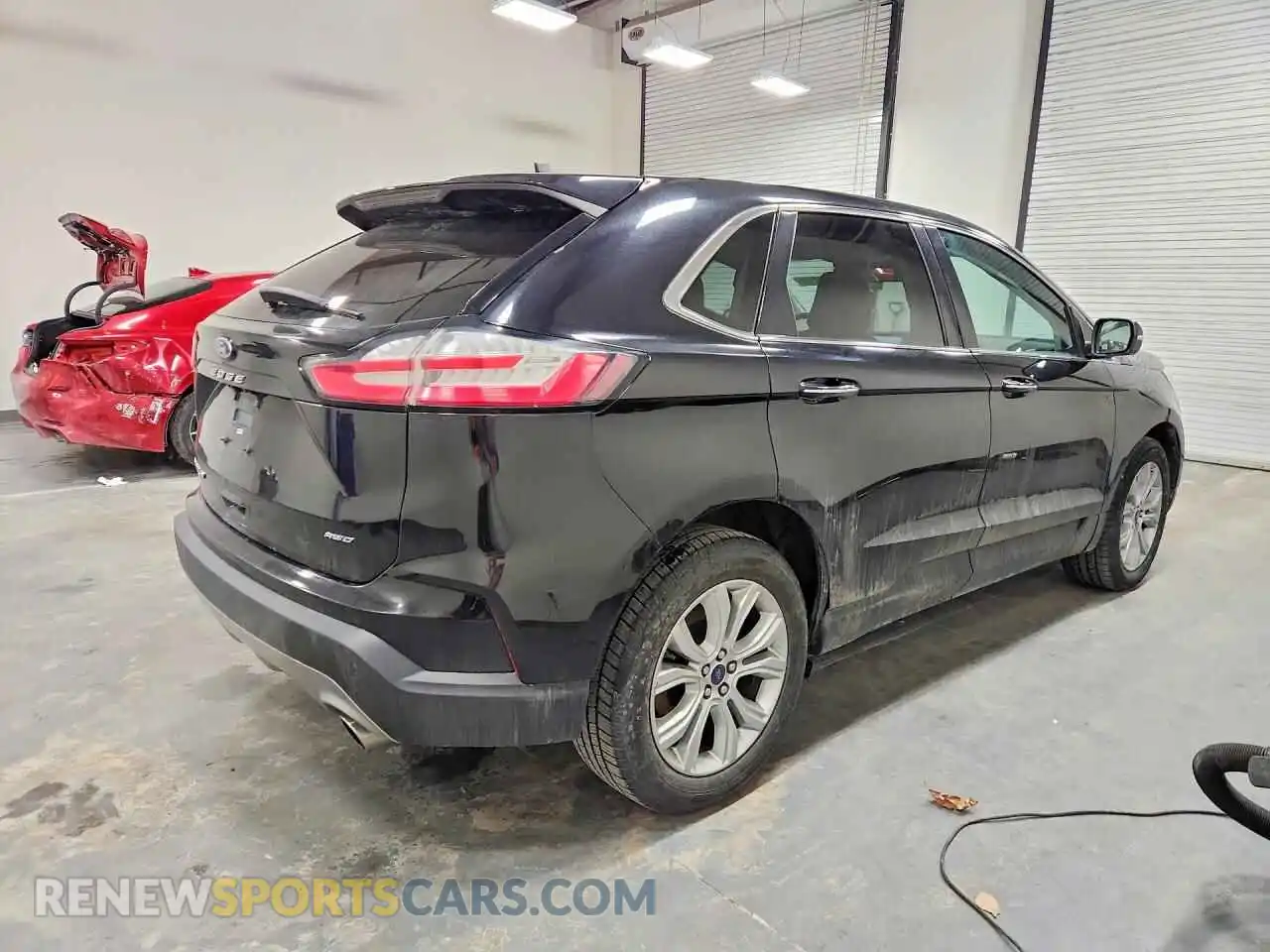 3 Photograph of a damaged car 2FMPK4K96NBA44419 FORD EDGE 2022