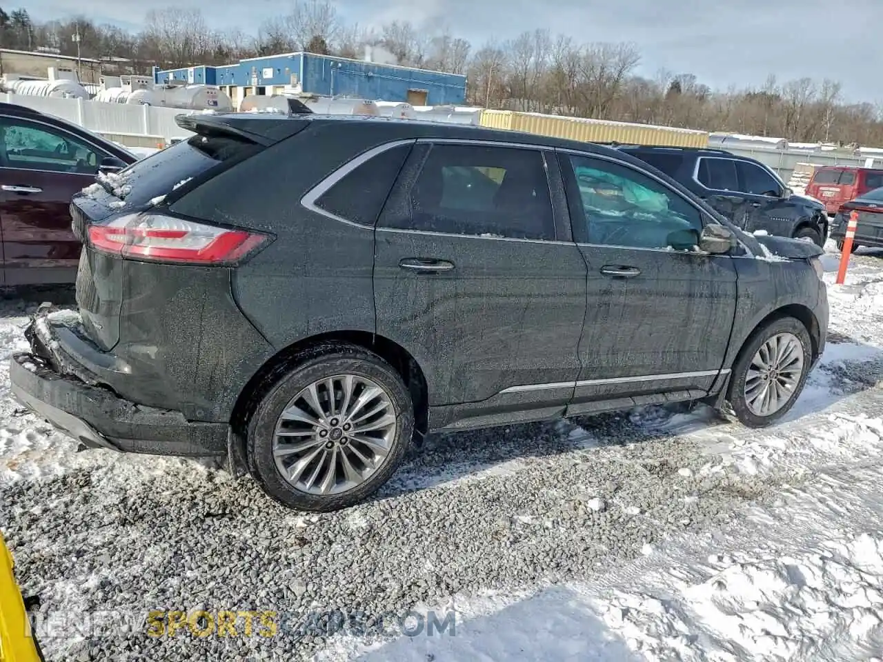3 Photograph of a damaged car 2FMPK4K97NBA29055 FORD EDGE 2022