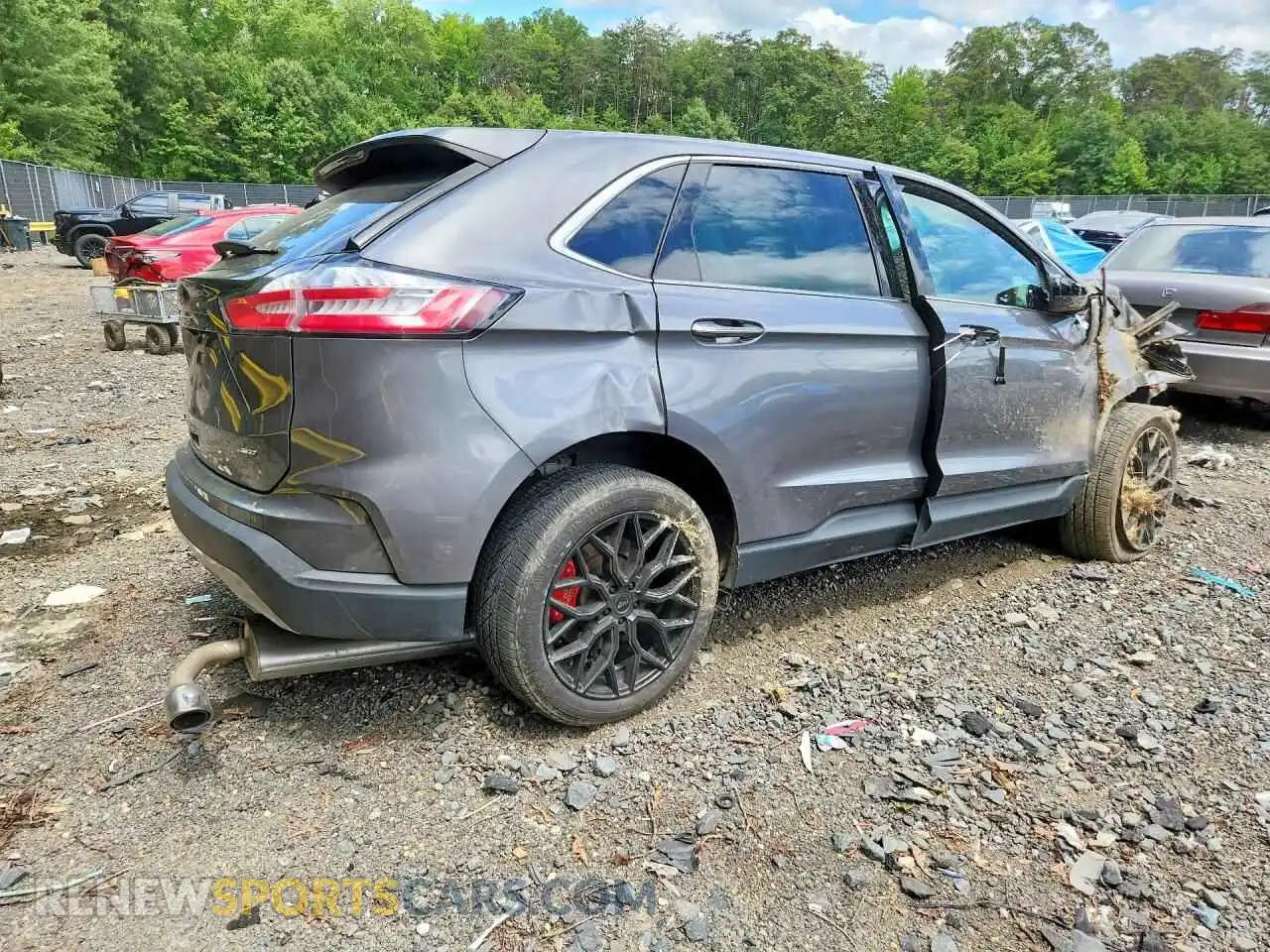 3 Photograph of a damaged car 2FMPK4K9XNBA41572 FORD EDGE 2022