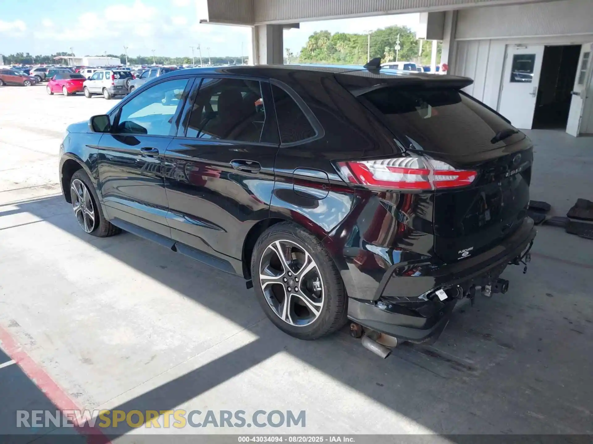 3 Photograph of a damaged car 2FMPK4AP1PBA53936 FORD EDGE 2023