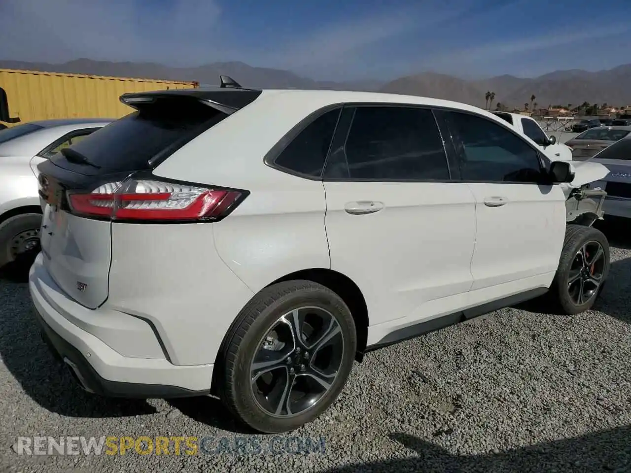 3 Photograph of a damaged car 2FMPK4AP2PBA42234 FORD EDGE 2023
