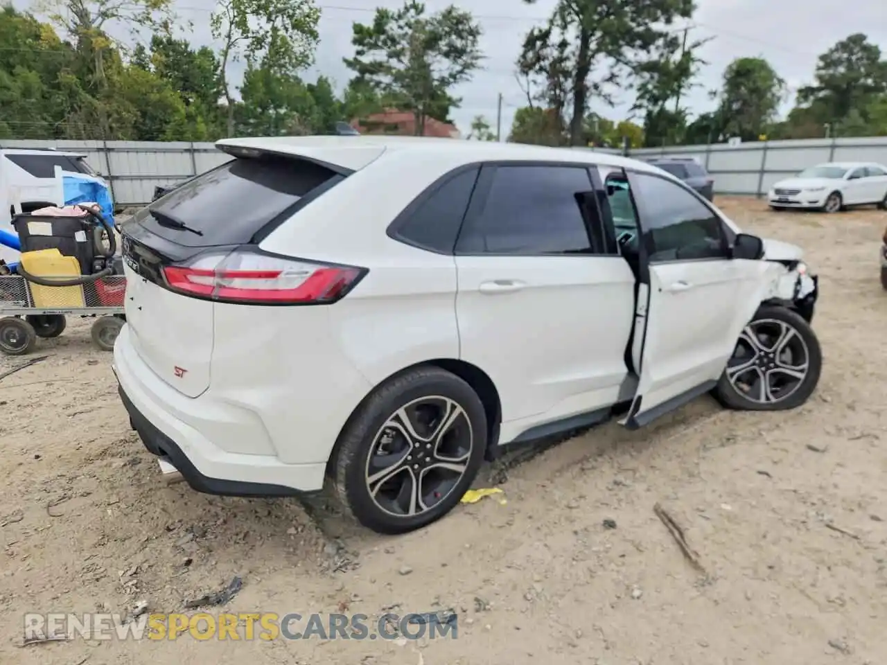3 fotografías del automóvil dañado 2FMPK4AP6PBA54449 FORD EDGE 2023