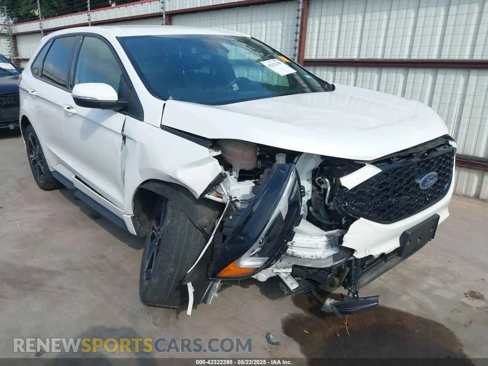 1 Photograph of a damaged car 2FMPK4AP7PBA27065 FORD EDGE 2023