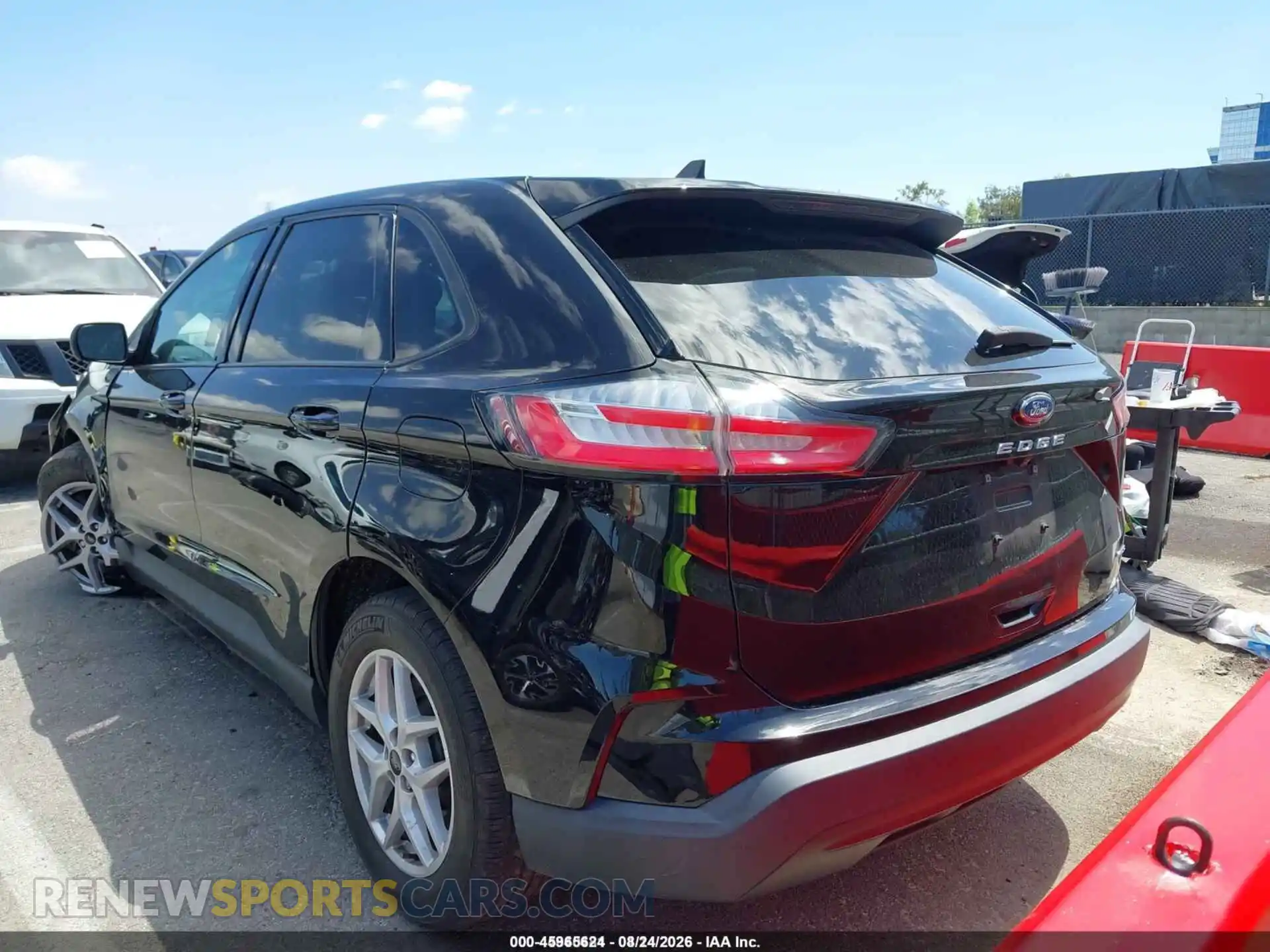 3 fotografías del automóvil dañado 2FMPK4G96PBA06247 FORD EDGE 2023