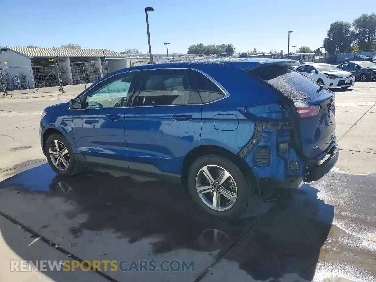 2 fotografías del automóvil dañado 2FMPK4J90PBA01277 FORD EDGE 2023