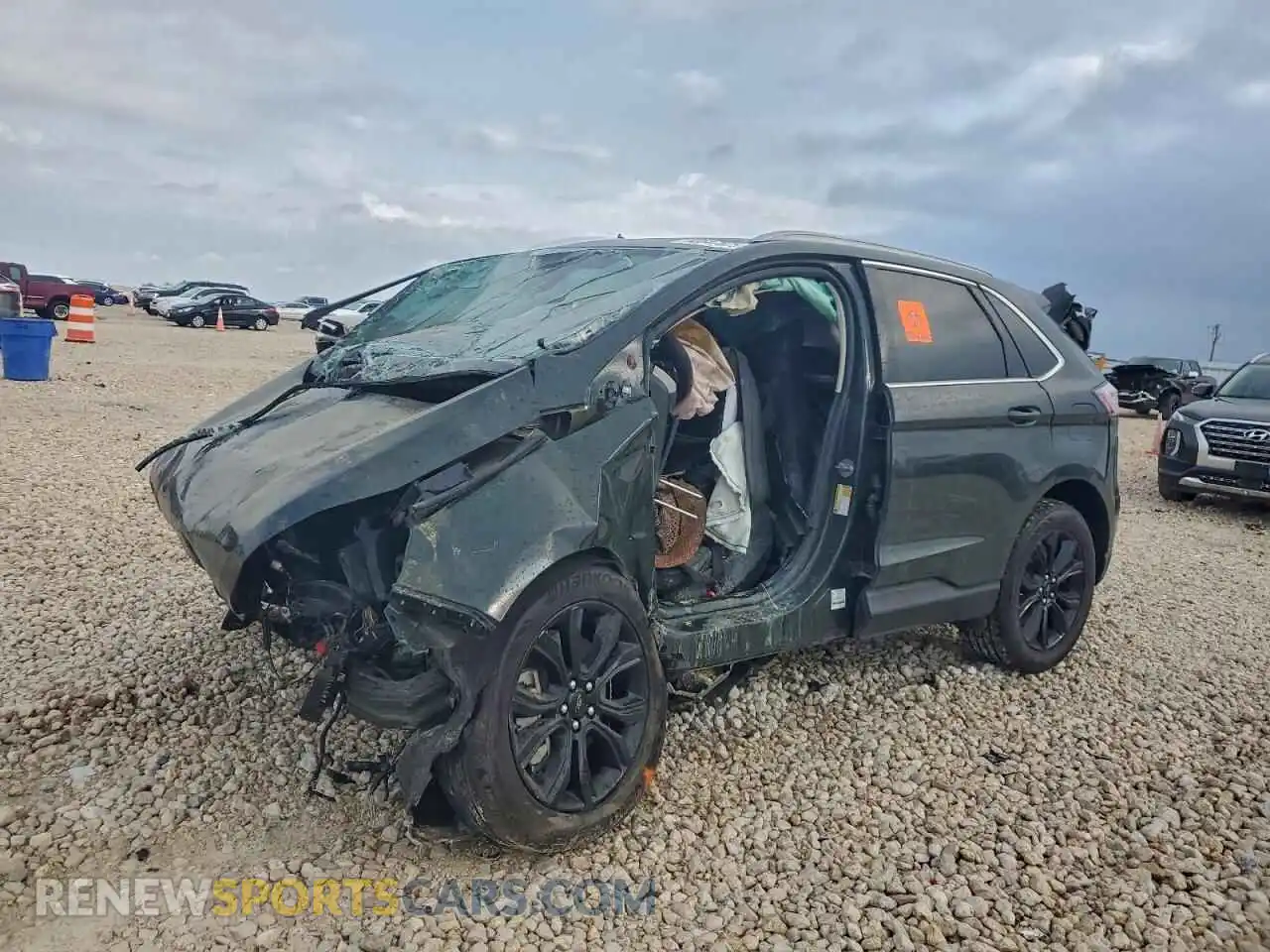 1 Photograph of a damaged car 2FMPK4J91PBA39682 FORD EDGE 2023