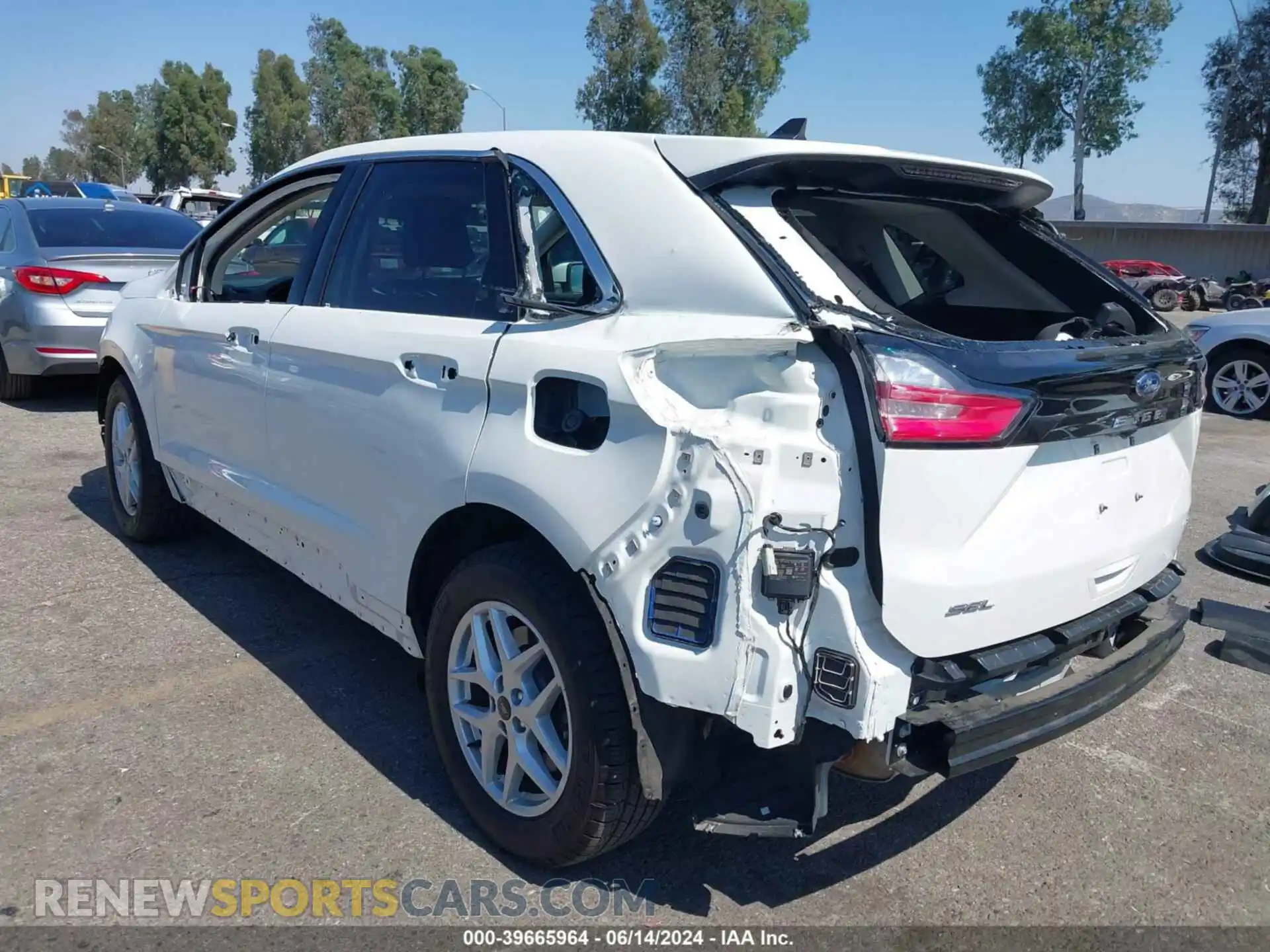 3 fotografías del automóvil dañado 2FMPK4J93PBA09292 FORD EDGE 2023
