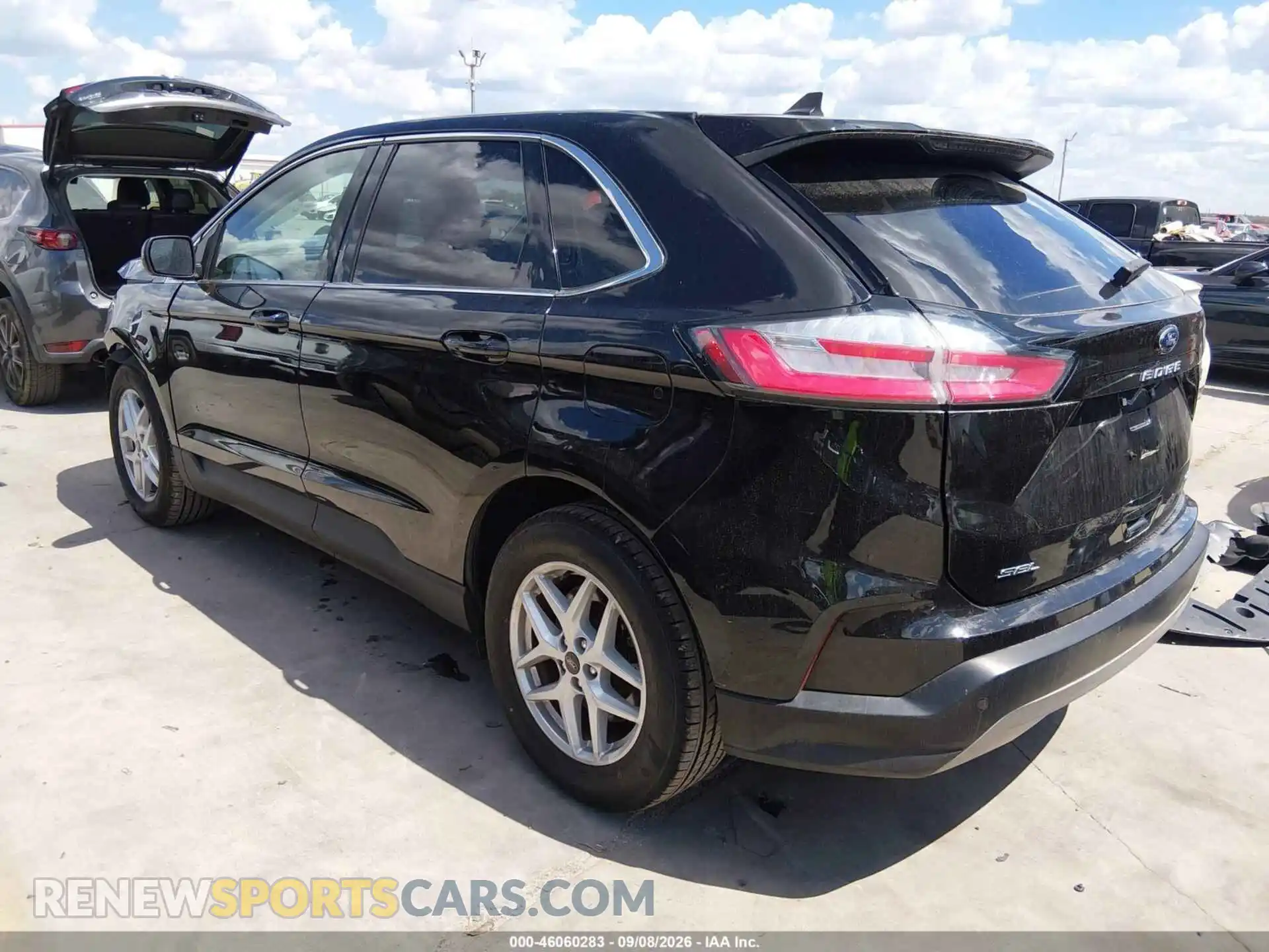 3 Фотография поврежденного автомобиля 2FMPK4J93PBA31051 FORD EDGE 2023