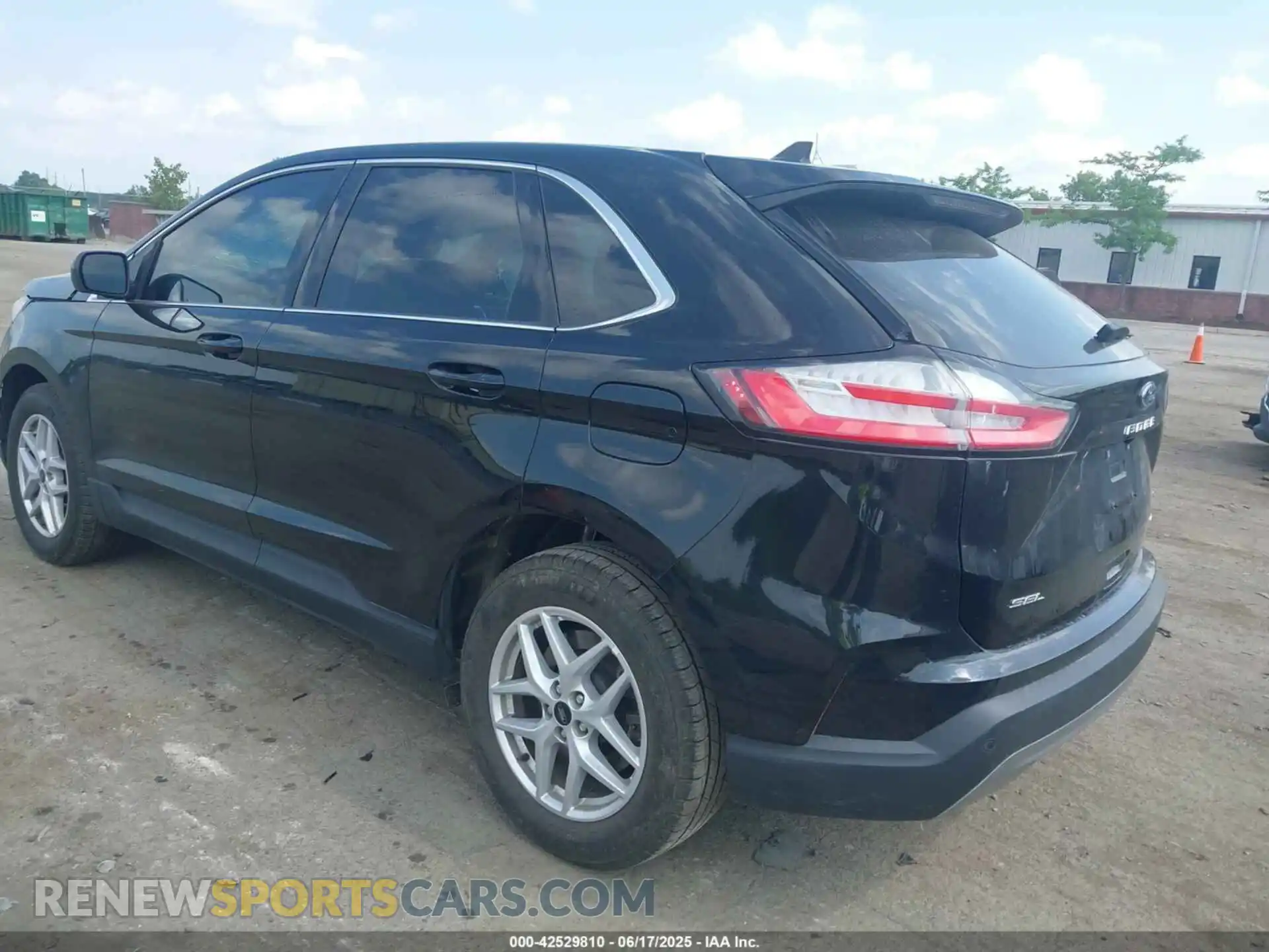 3 Photograph of a damaged car 2FMPK4J93PBA38081 FORD EDGE 2023