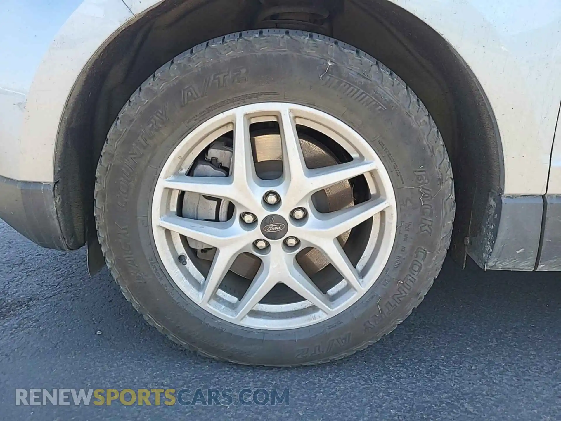 1 Photograph of a damaged car 2FMPK4J94PBA21791 FORD EDGE 2023