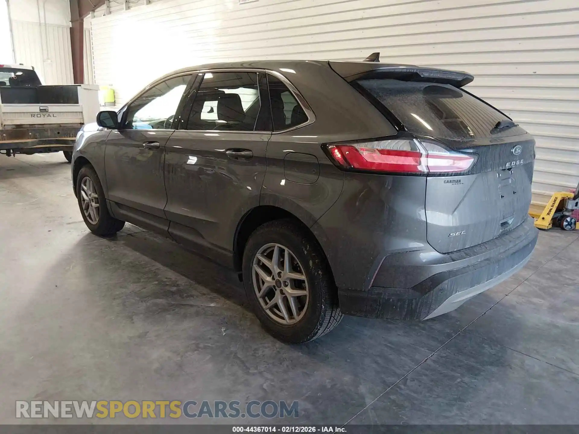 3 Photograph of a damaged car 2FMPK4J96PBA35689 FORD EDGE 2023