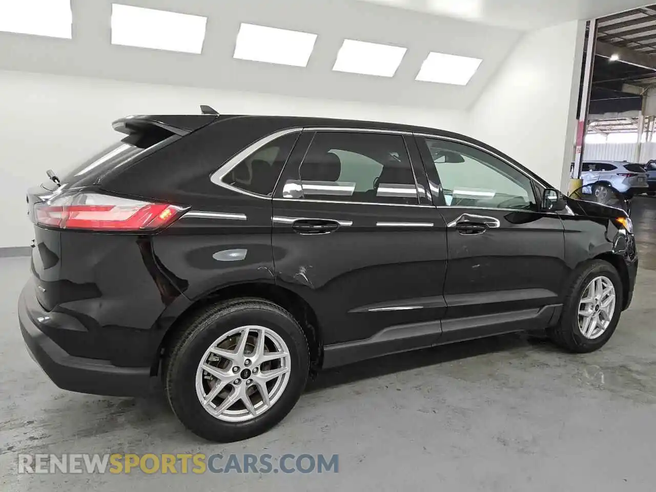 3 Photograph of a damaged car 2FMPK4J97PBA31263 FORD EDGE 2023