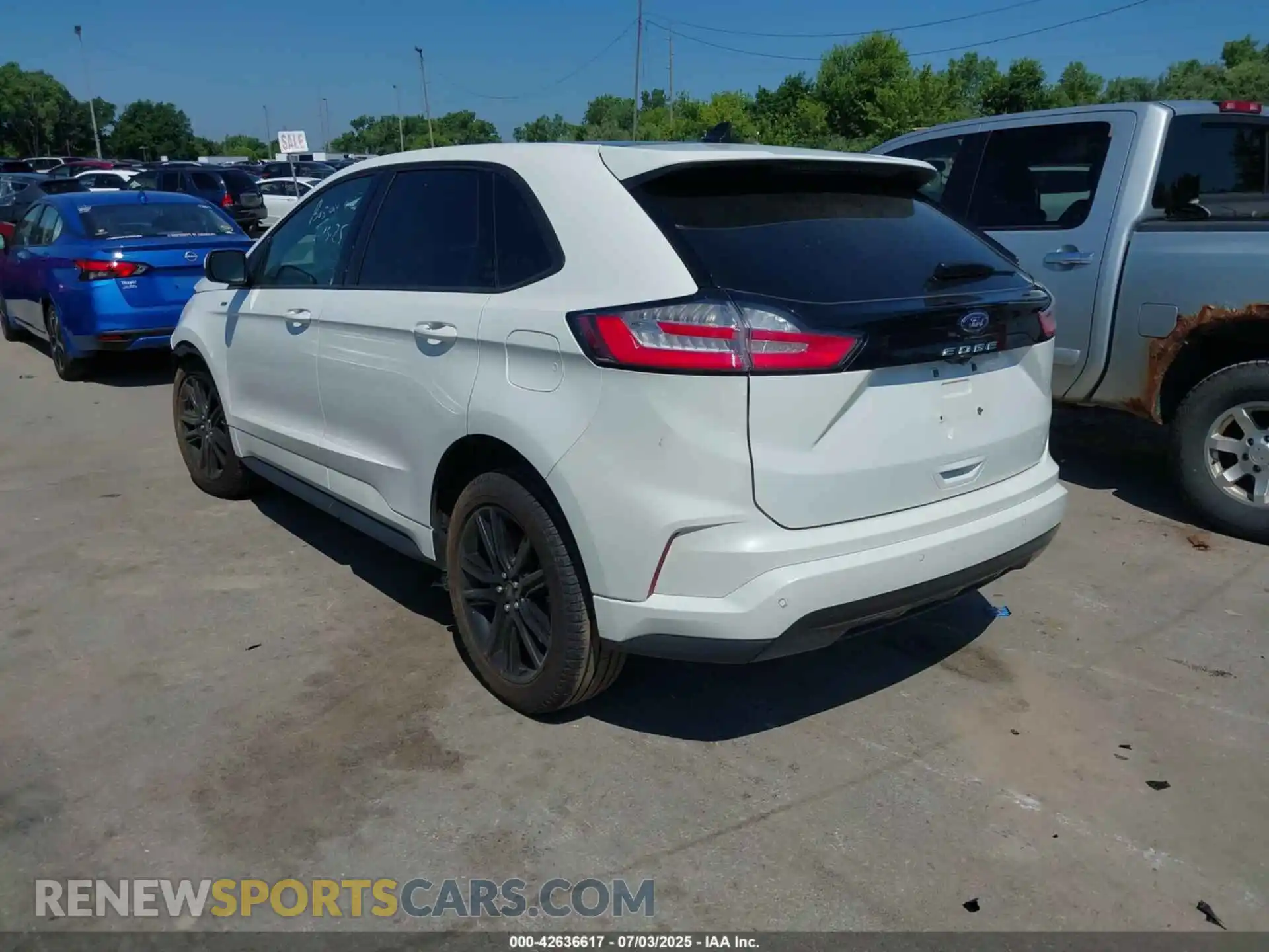 3 Photograph of a damaged car 2FMPK4J99PBA10012 FORD EDGE 2023