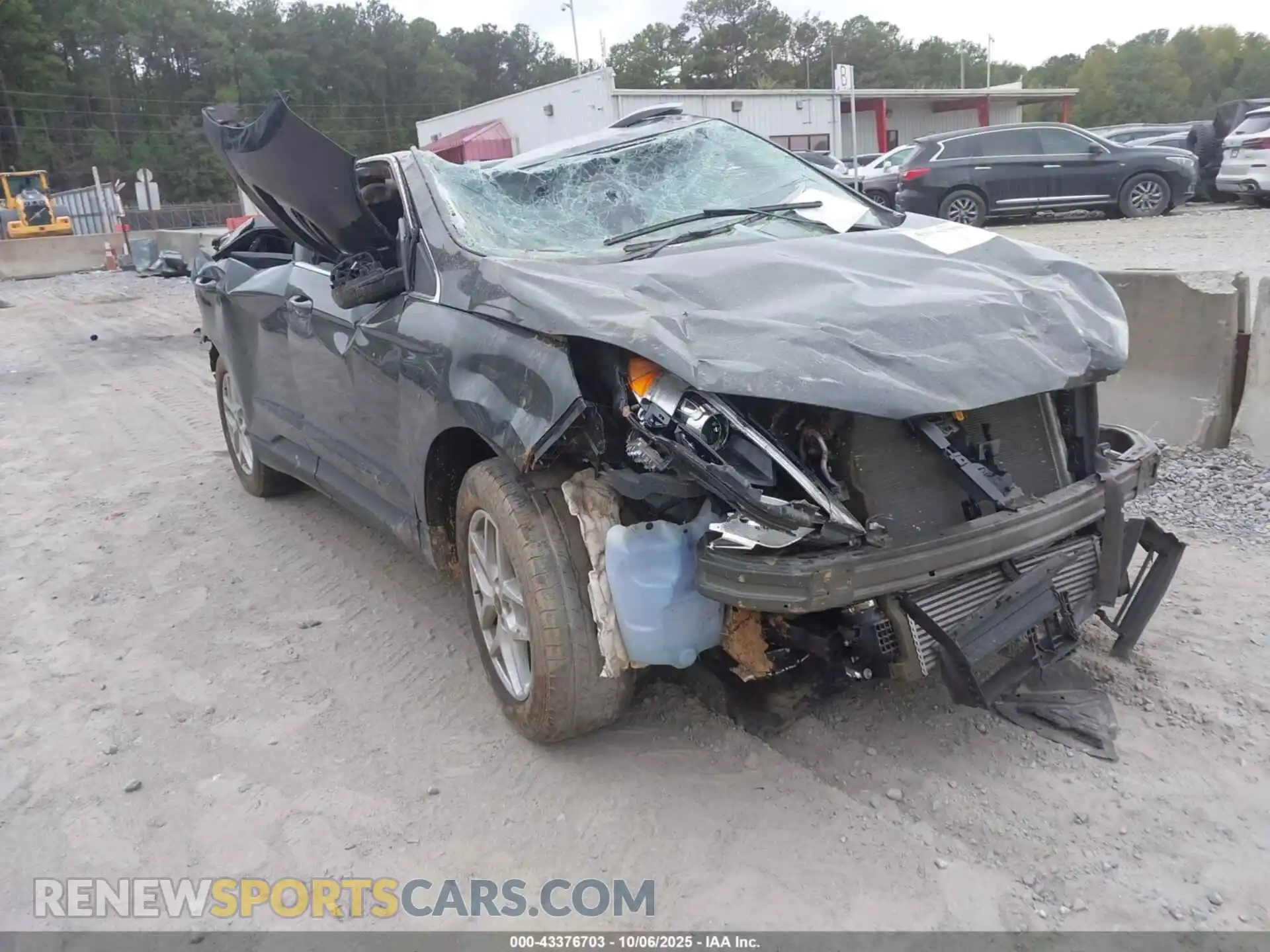 1 Photograph of a damaged car 2FMPK4J99PBA39963 FORD EDGE 2023