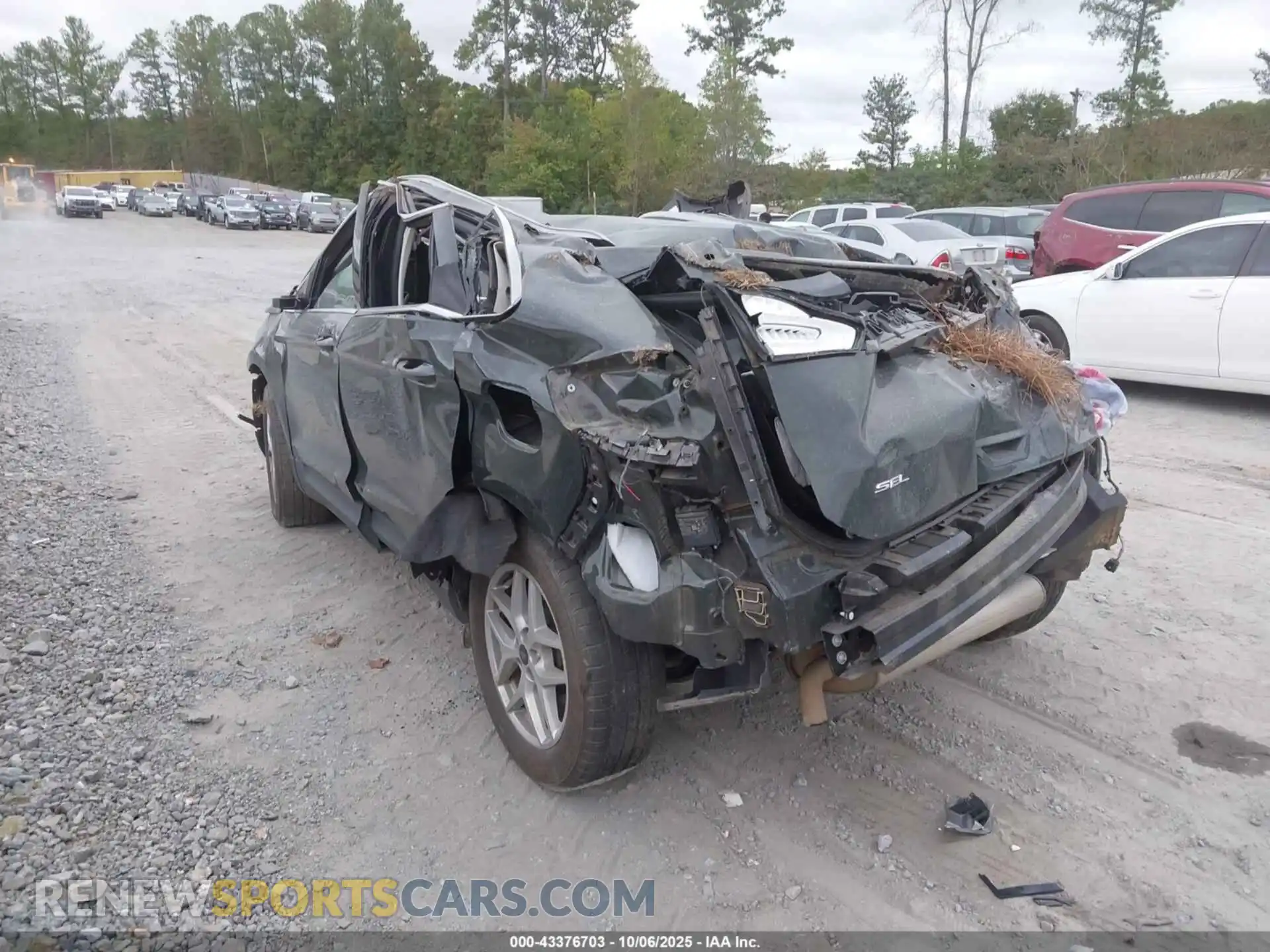 3 Photograph of a damaged car 2FMPK4J99PBA39963 FORD EDGE 2023