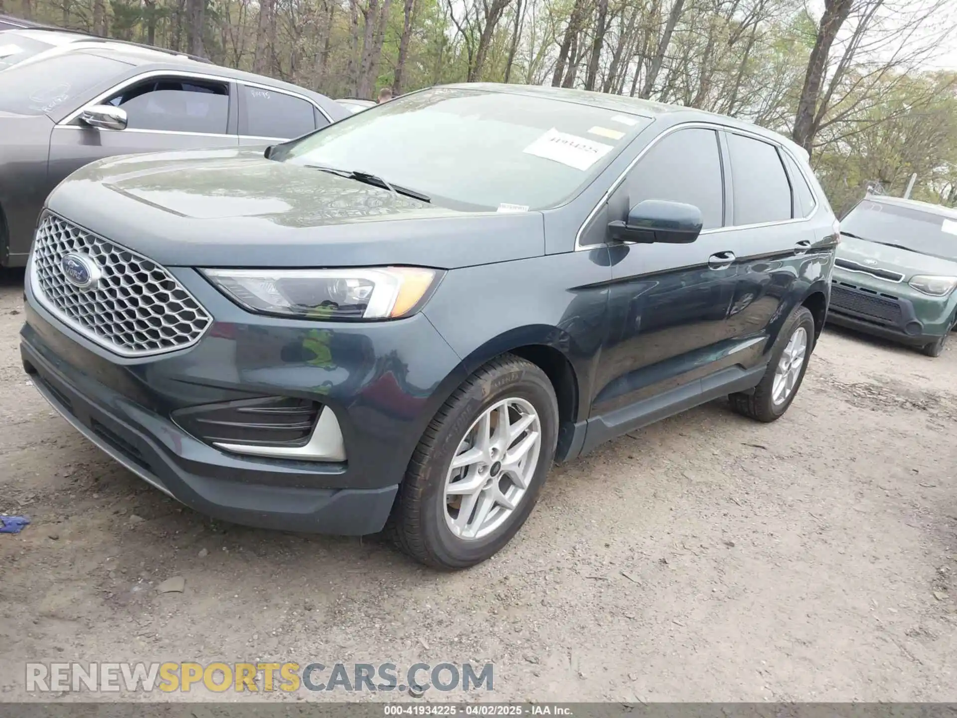 2 Photograph of a damaged car 2FMPK4J9XPBA00539 FORD EDGE 2023