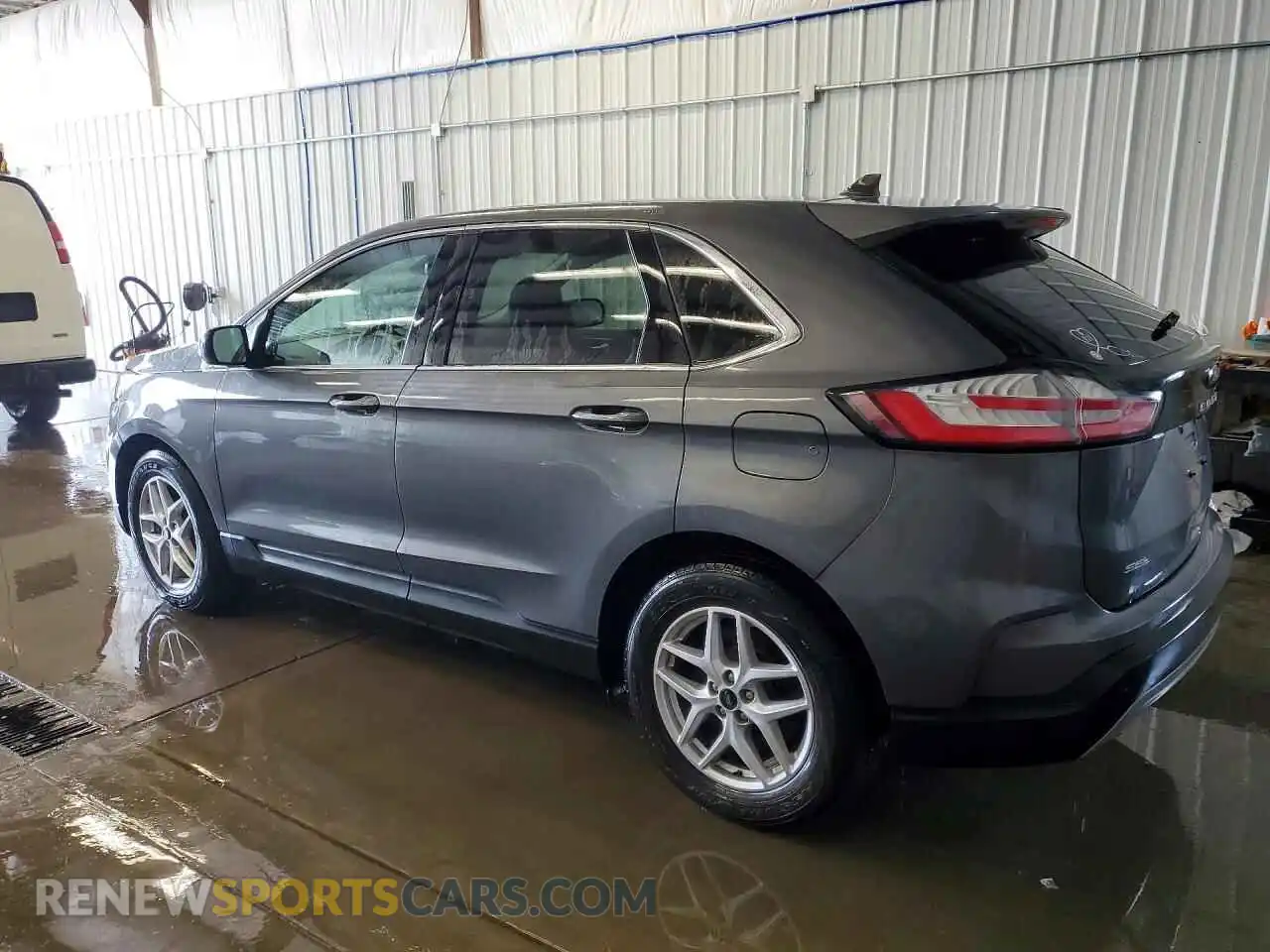 2 Photograph of a damaged car 2FMPK4J9XPBA01769 FORD EDGE 2023