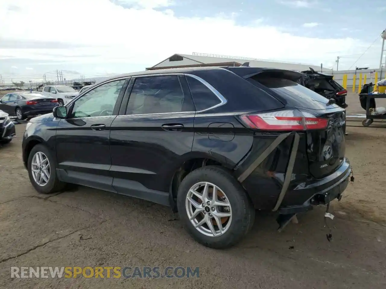 2 Photograph of a damaged car 2FMPK4J9XPBA30656 FORD EDGE 2023