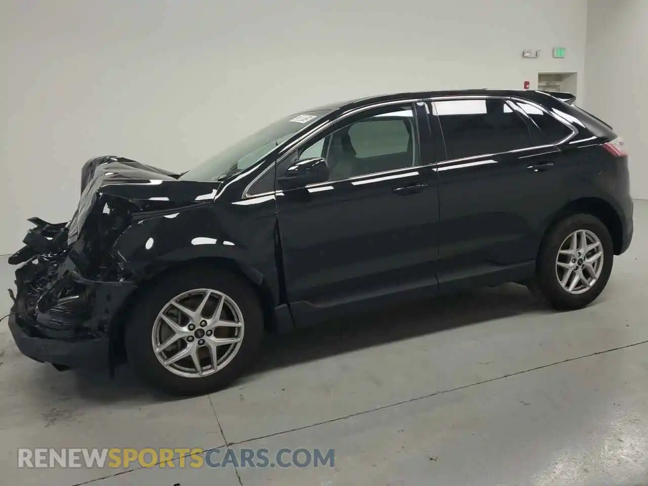 1 Photograph of a damaged car 2FMPK4J9XPBA46971 FORD EDGE 2023